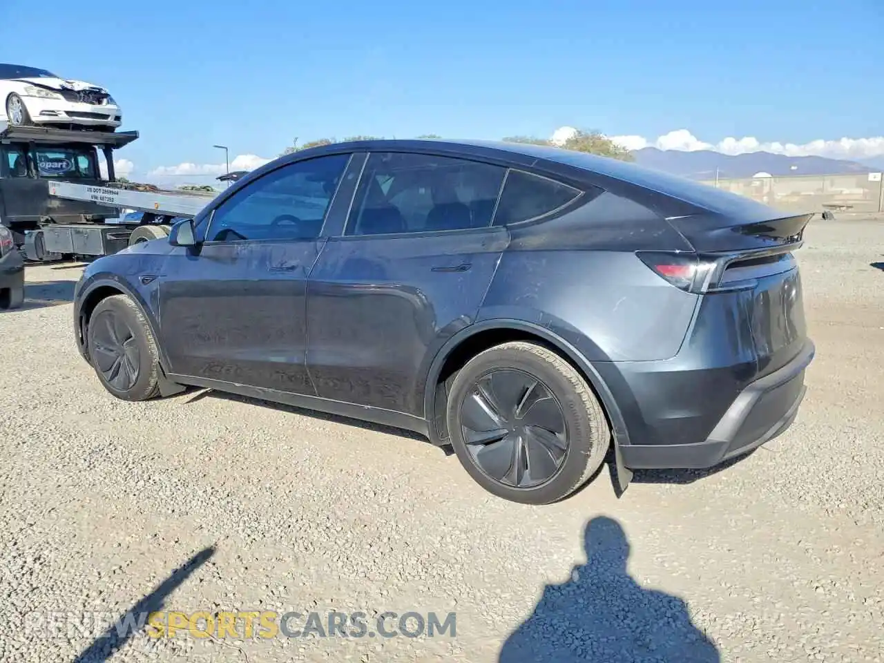 2 Фотография поврежденного автомобиля 7SAYGDED3TF525015 TESLA MODEL Y 2026