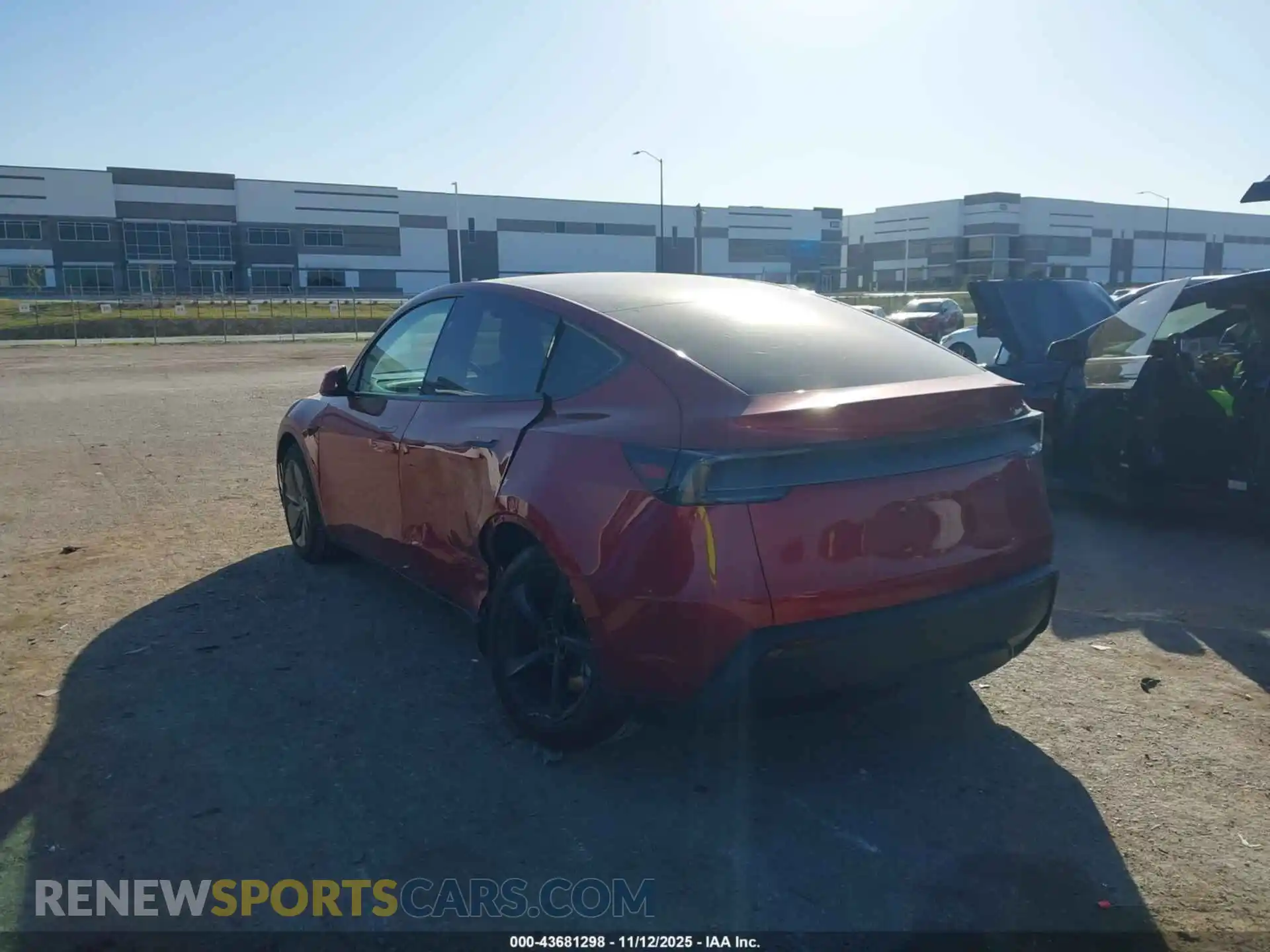 3 Photograph of a damaged car 7SAYGDED4TA433182 TESLA MODEL Y 2026