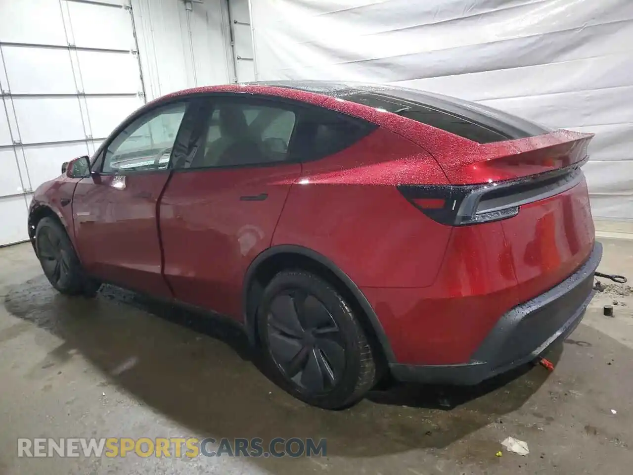 2 fotografías del automóvil dañado 7SAYGDED4TA472855 TESLA MODEL Y 2026