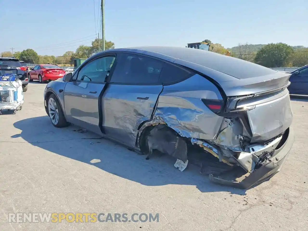 2 Photograph of a damaged car 7SAYGDED4TA586984 TESLA MODEL Y 2026