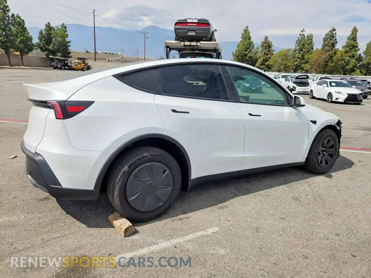 3 Photograph of a damaged car 7SAYGDED4TA693047 TESLA MODEL Y 2026