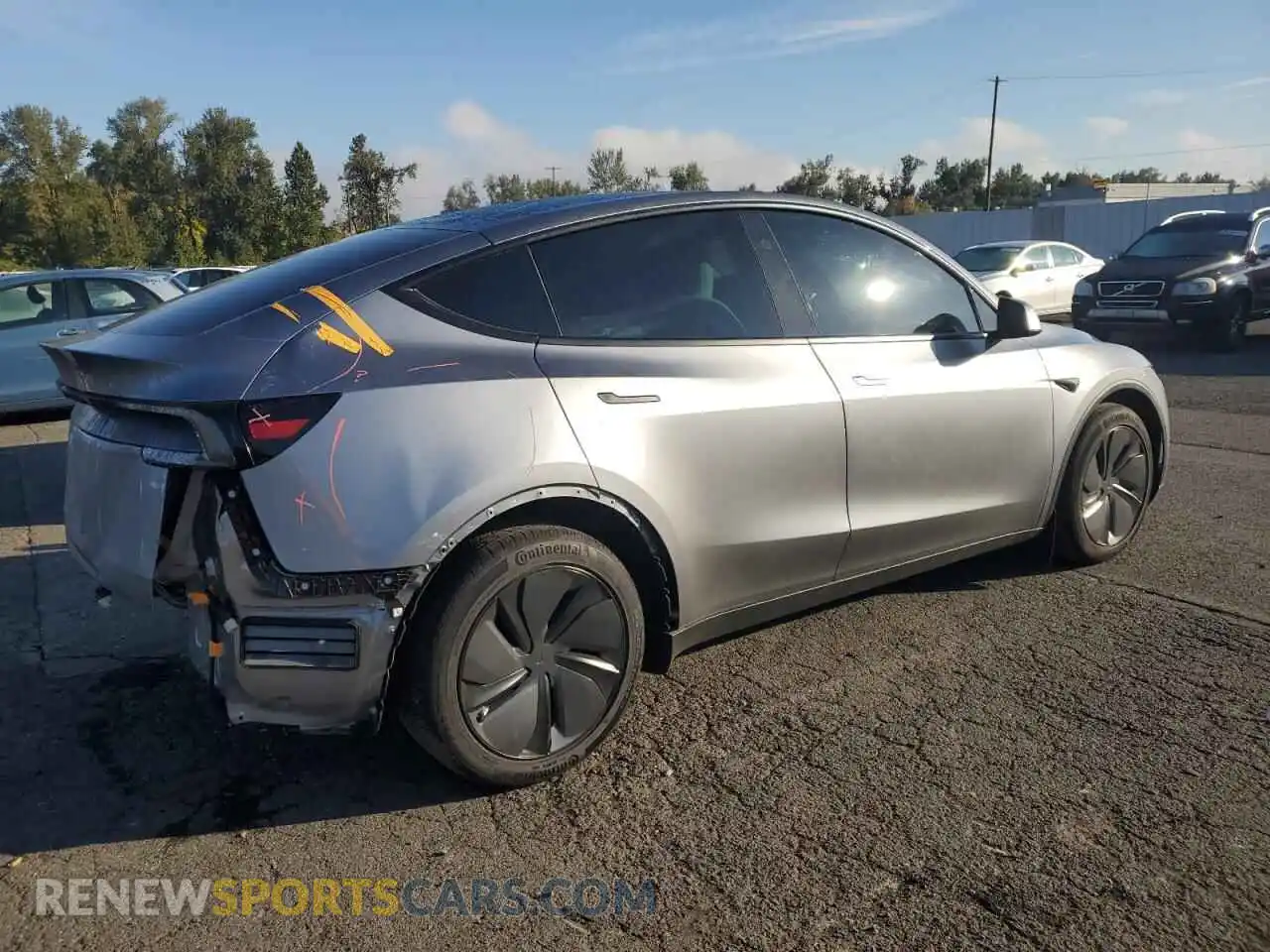 3 Photograph of a damaged car 7SAYGDED4TF407832 TESLA MODEL Y 2026