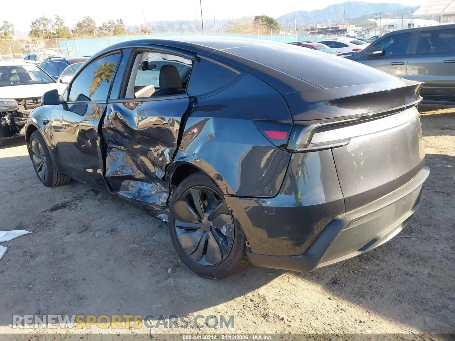 3 Photograph of a damaged car 7SAYGDED4TF524634 TESLA MODEL Y 2026