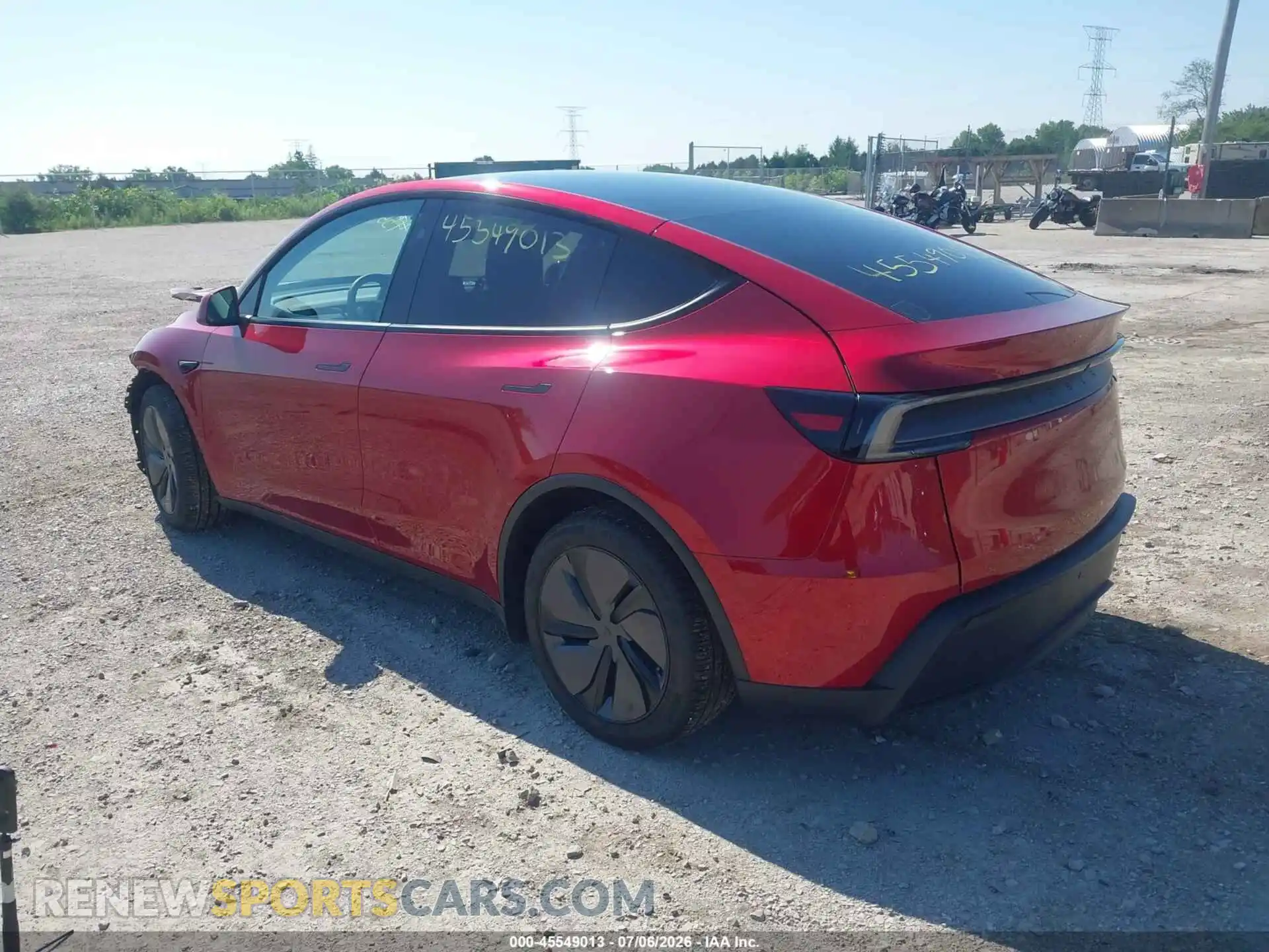 3 Фотография поврежденного автомобиля 7SAYGDED5TA440657 TESLA MODEL Y 2026
