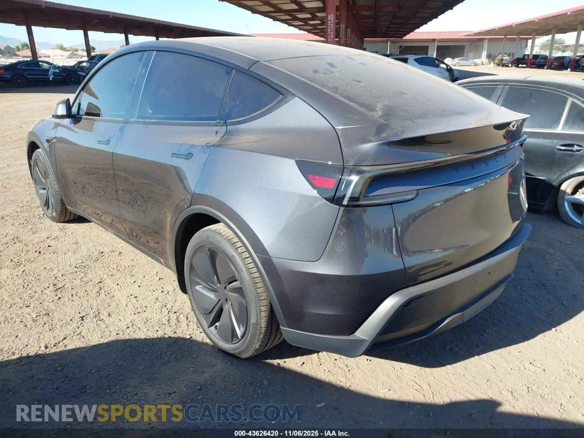 3 Photograph of a damaged car 7SAYGDED5TA470466 TESLA MODEL Y 2026