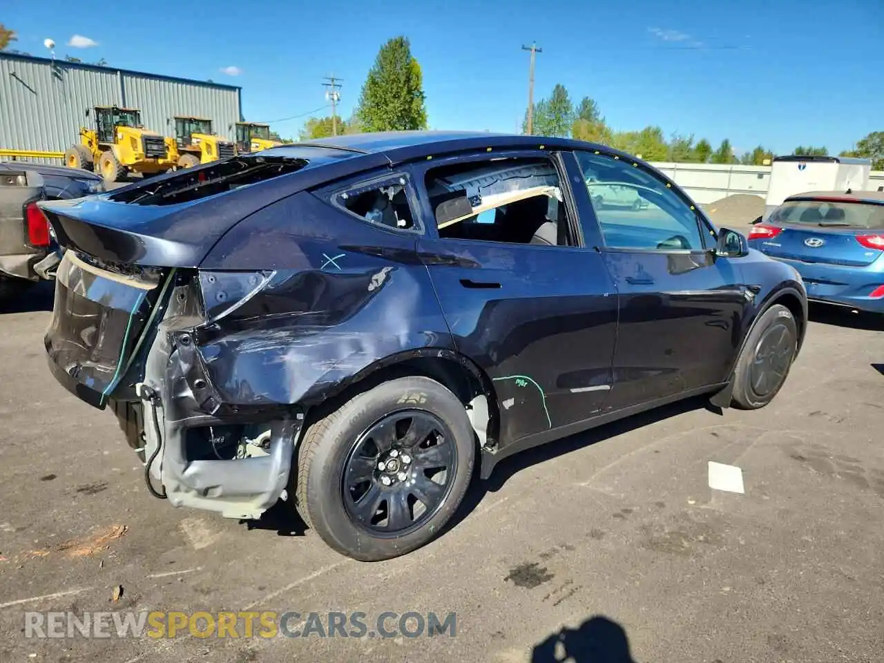 3 Photograph of a damaged car 7SAYGDED5TA606868 TESLA MODEL Y 2026