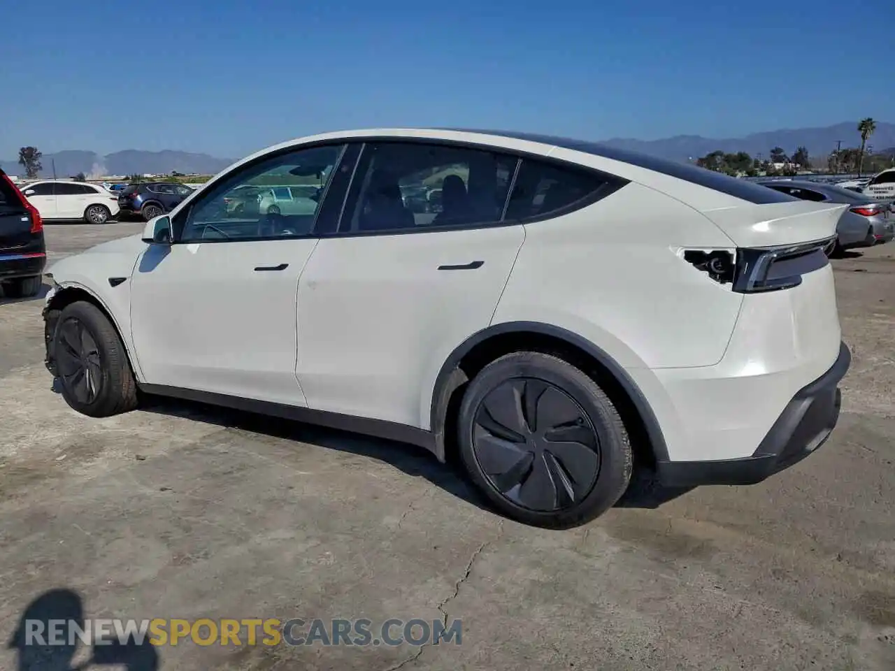 2 Photograph of a damaged car 7SAYGDED5TF378387 TESLA MODEL Y 2026