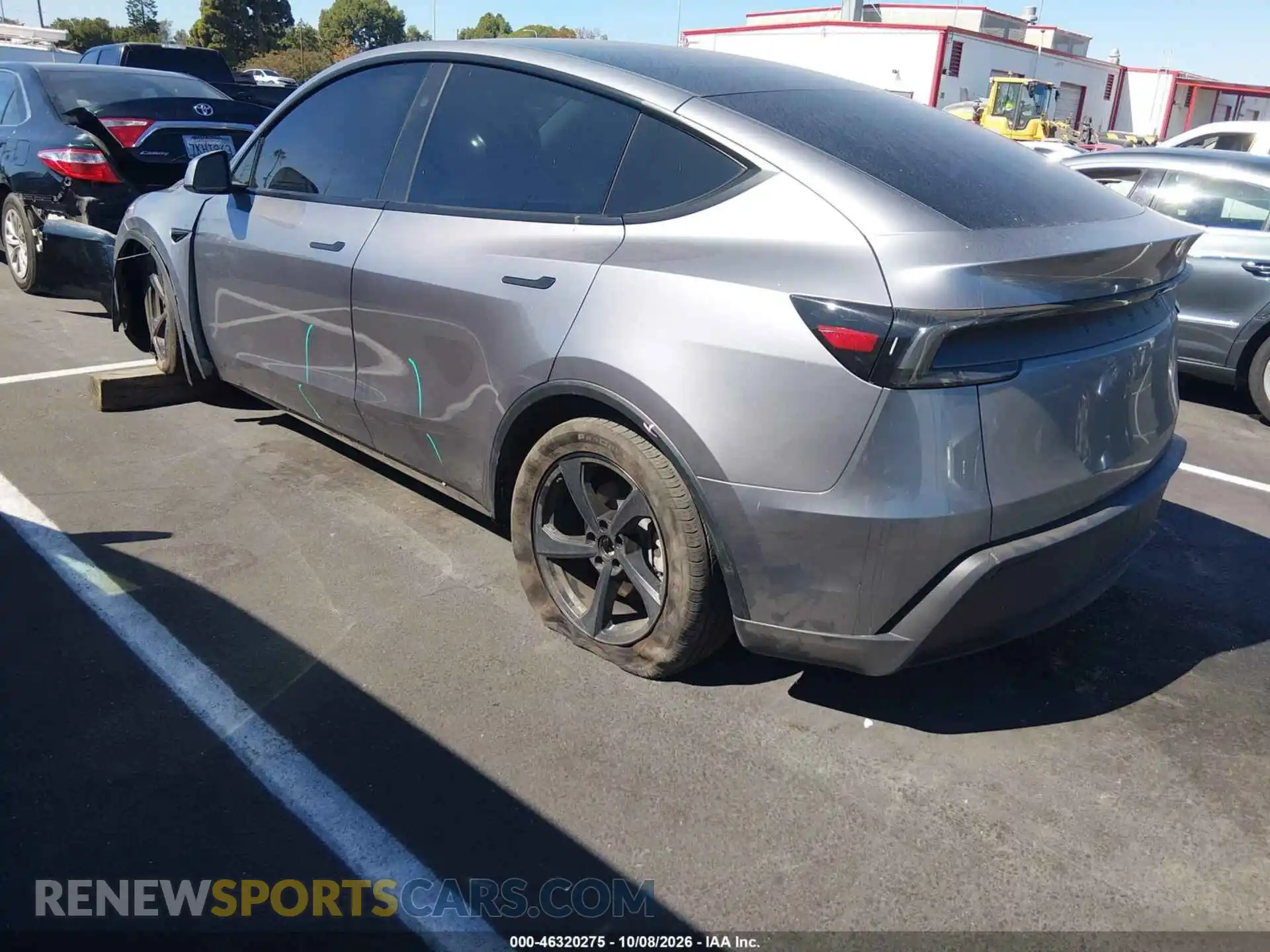 3 fotografías del automóvil dañado 7SAYGDED5TF439382 TESLA MODEL Y 2026