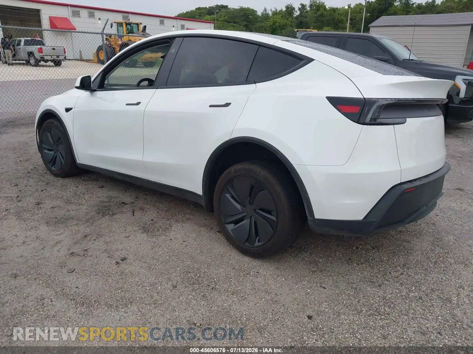 3 Photograph of a damaged car 7SAYGDED5TF531026 TESLA MODEL Y 2026