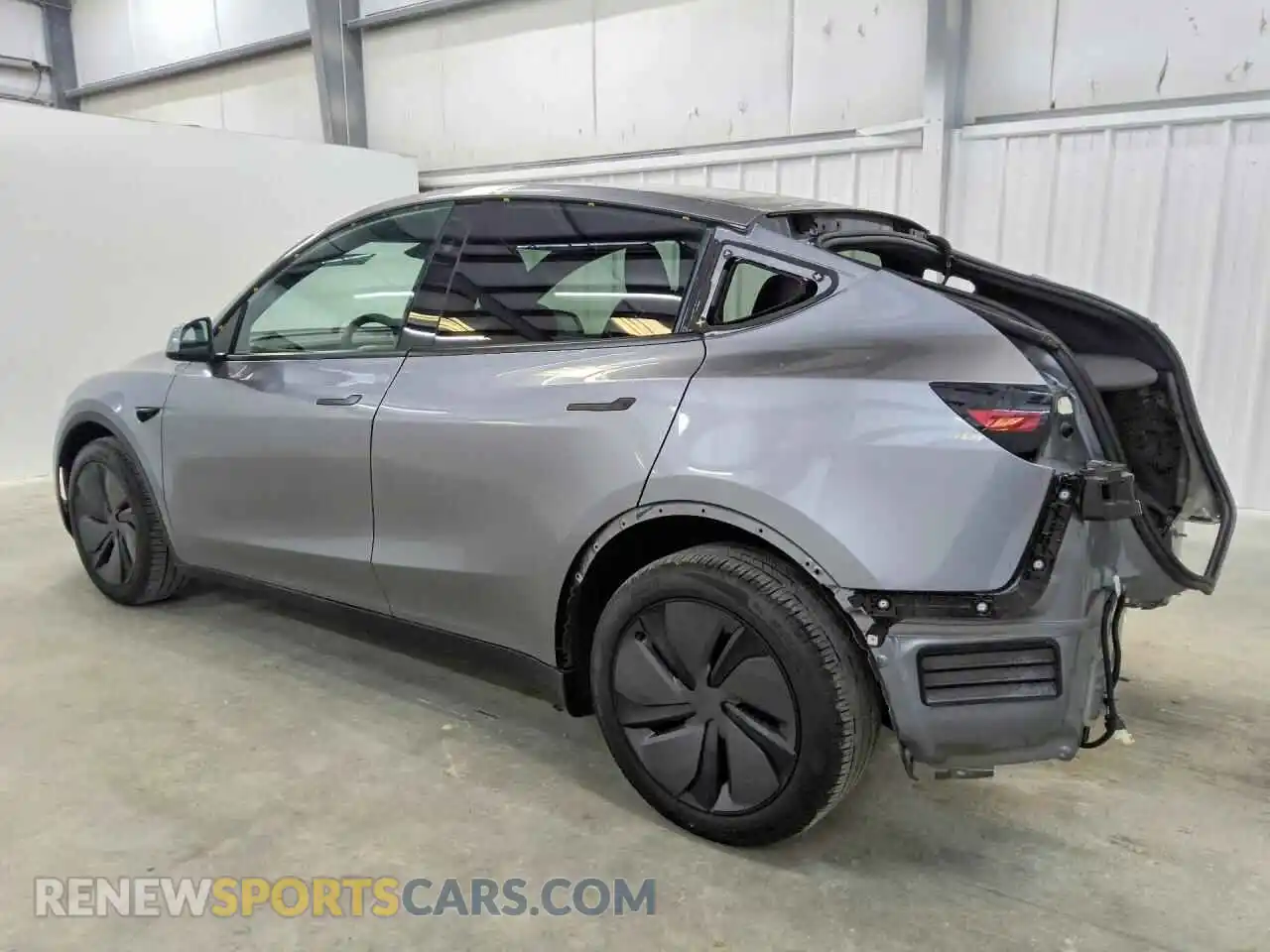 2 Photograph of a damaged car 7SAYGDED6TA647882 TESLA MODEL Y 2026