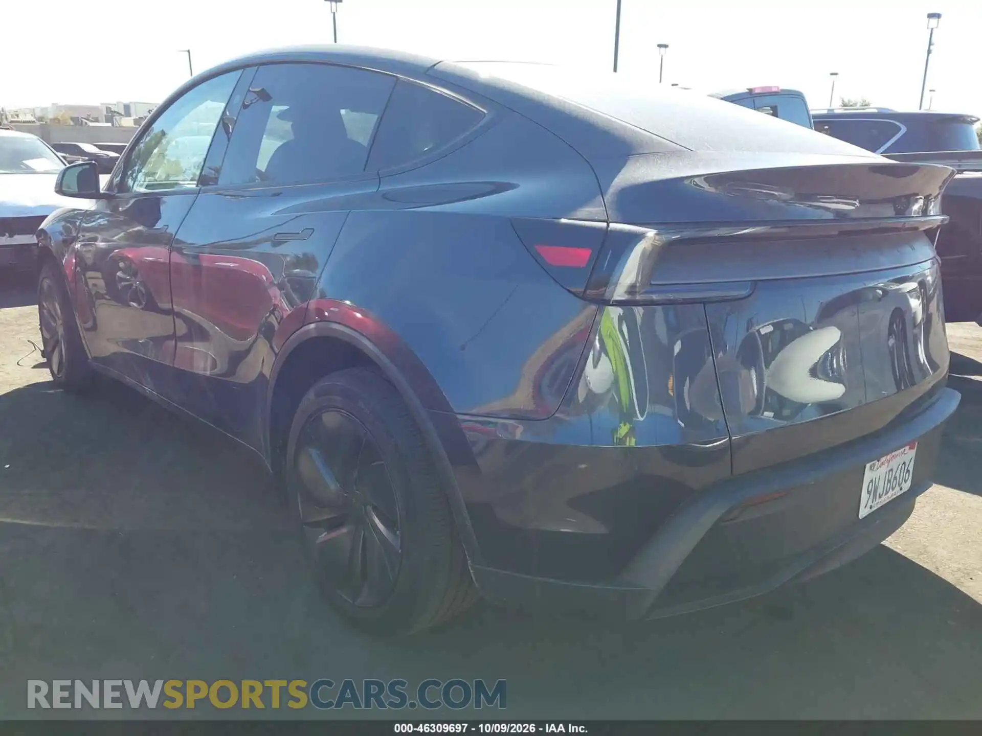 3 Фотография поврежденного автомобиля 7SAYGDED7TF525180 TESLA MODEL Y 2026