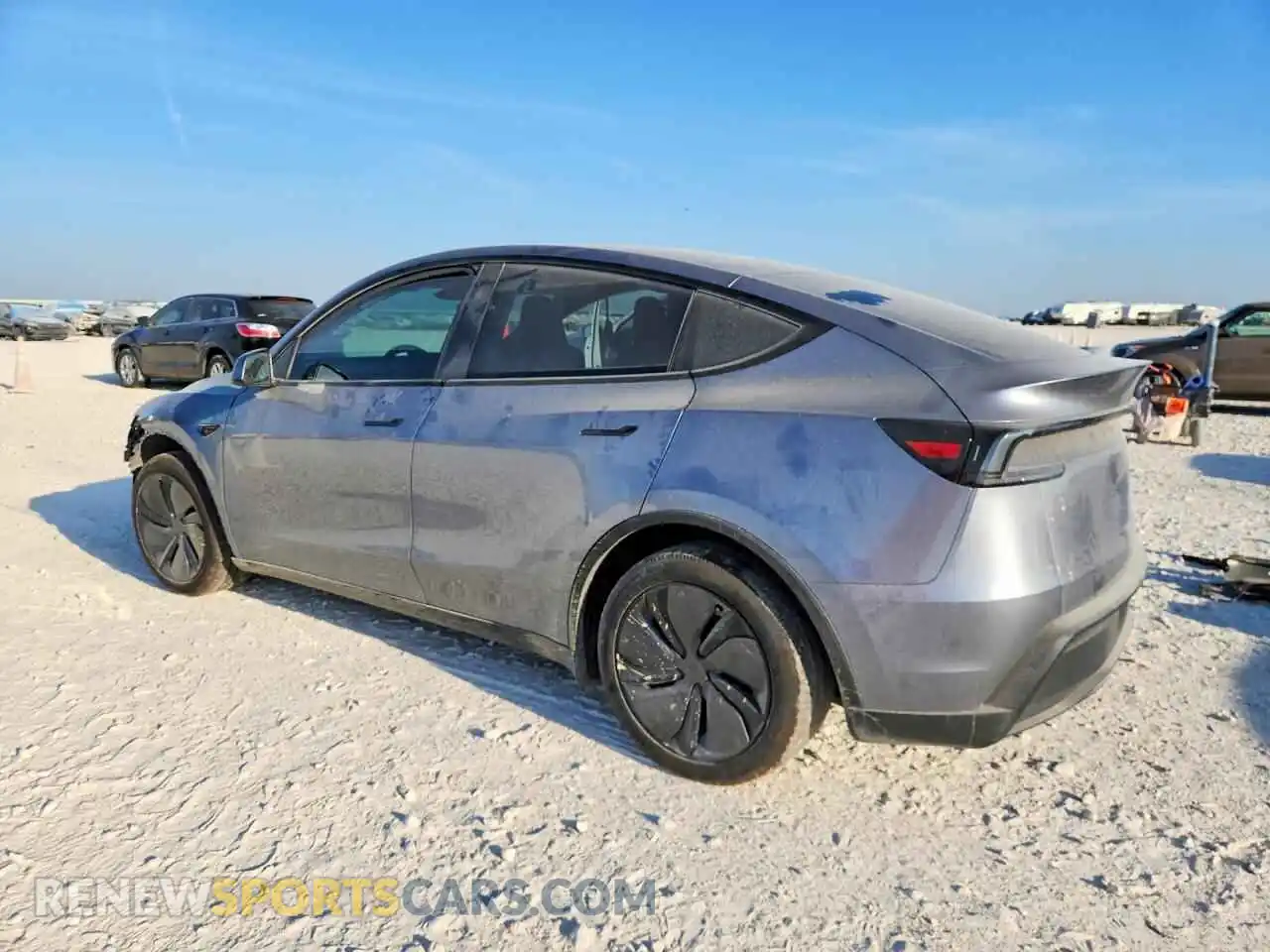 2 fotografías del automóvil dañado 7SAYGDED8TA458053 TESLA MODEL Y 2026