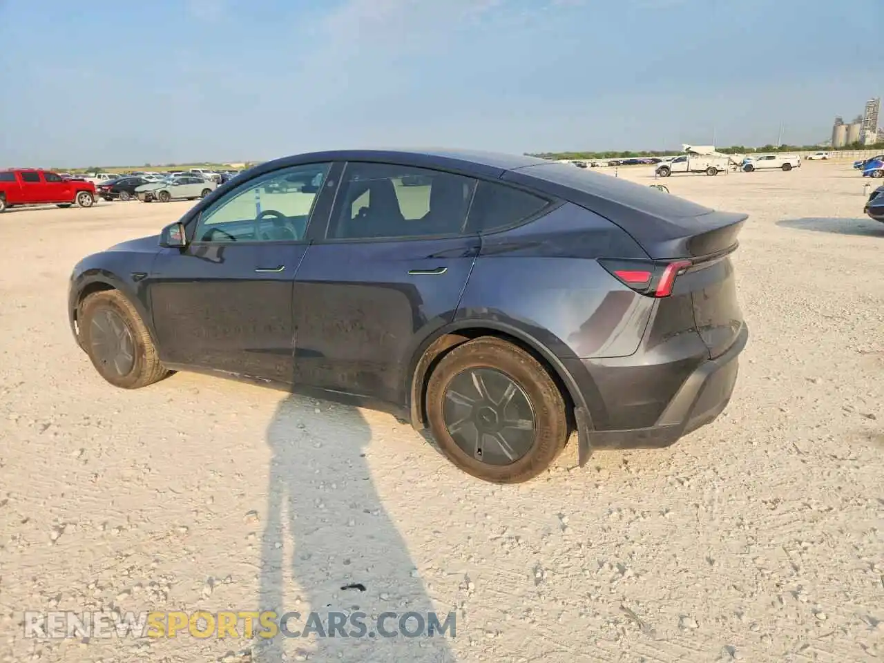 2 Photograph of a damaged car 7SAYGDED8TA597972 TESLA MODEL Y 2026