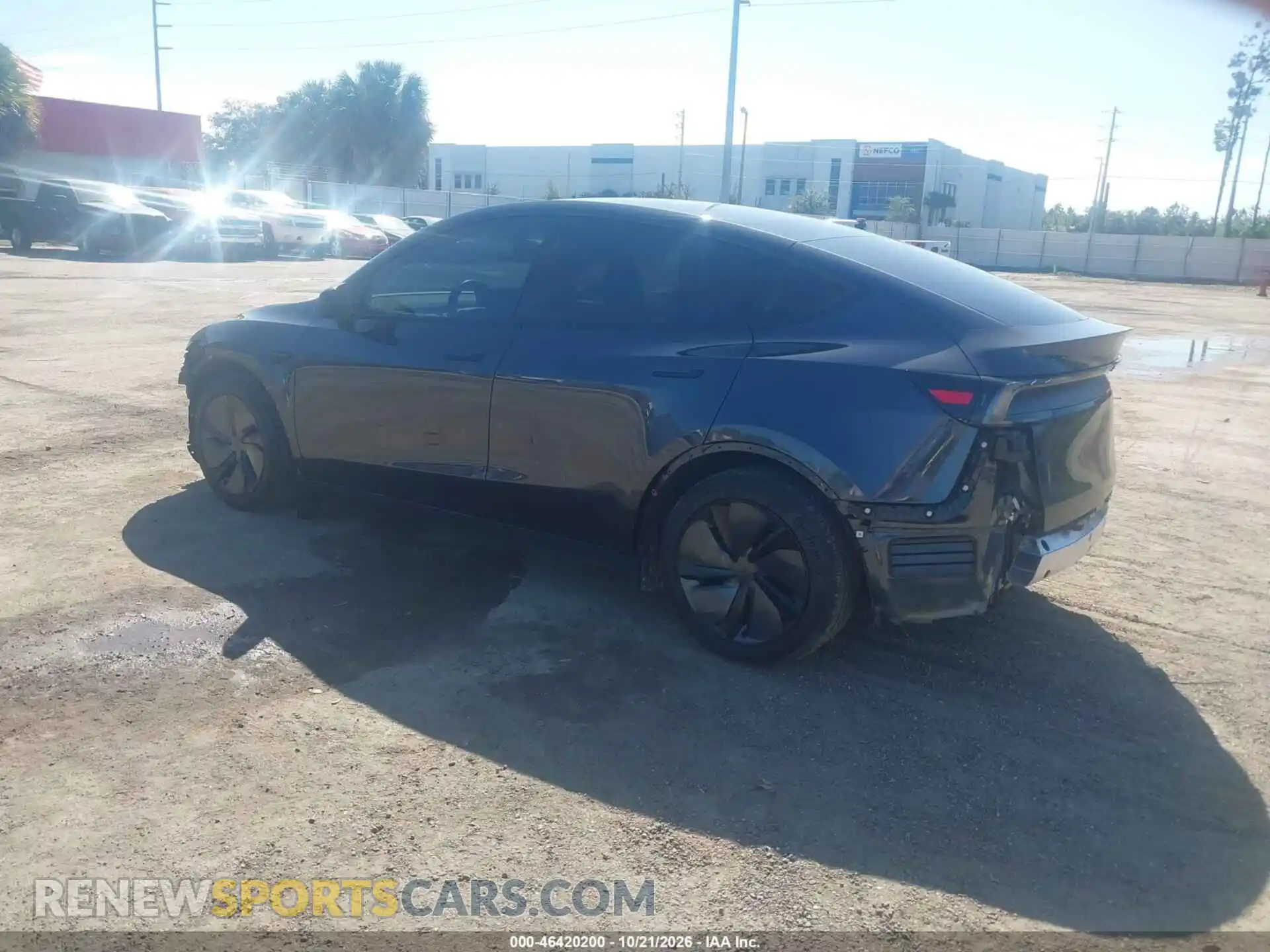 3 fotografías del automóvil dañado 7SAYGDED8TF376732 TESLA MODEL Y 2026