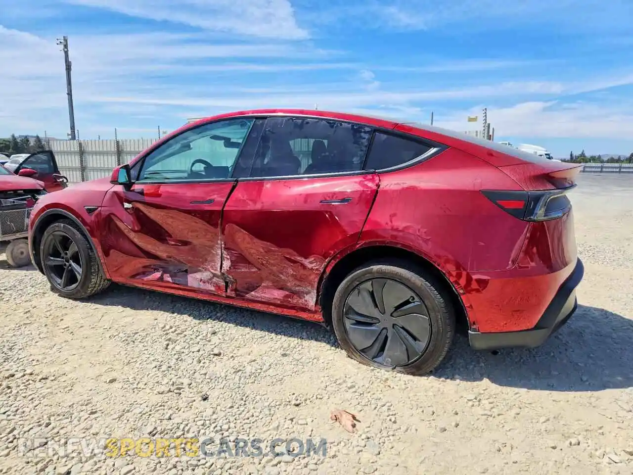 2 Photograph of a damaged car 7SAYGDED8TF376925 TESLA MODEL Y 2026