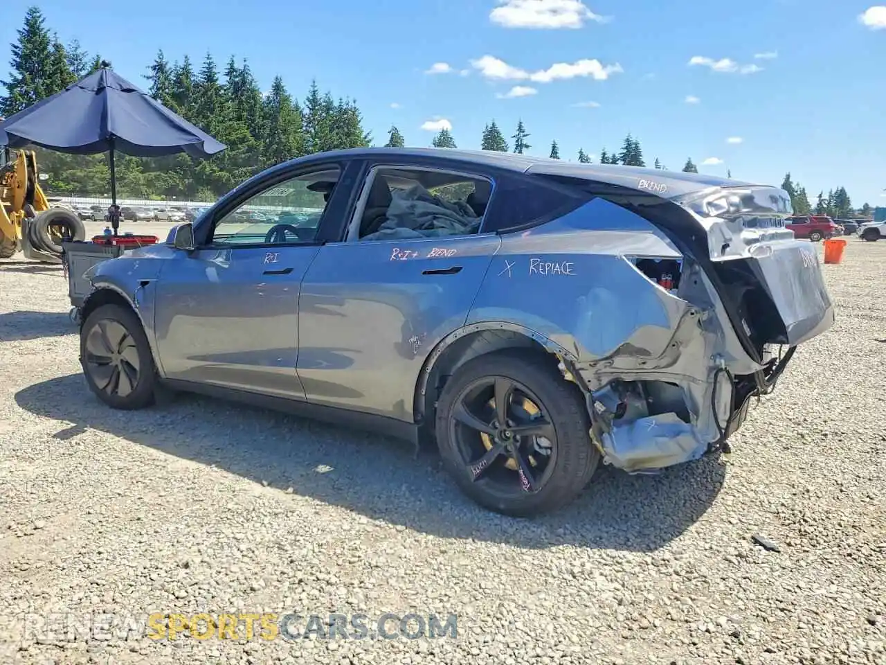2 Photograph of a damaged car 7SAYGDED8TF390162 TESLA MODEL Y 2026