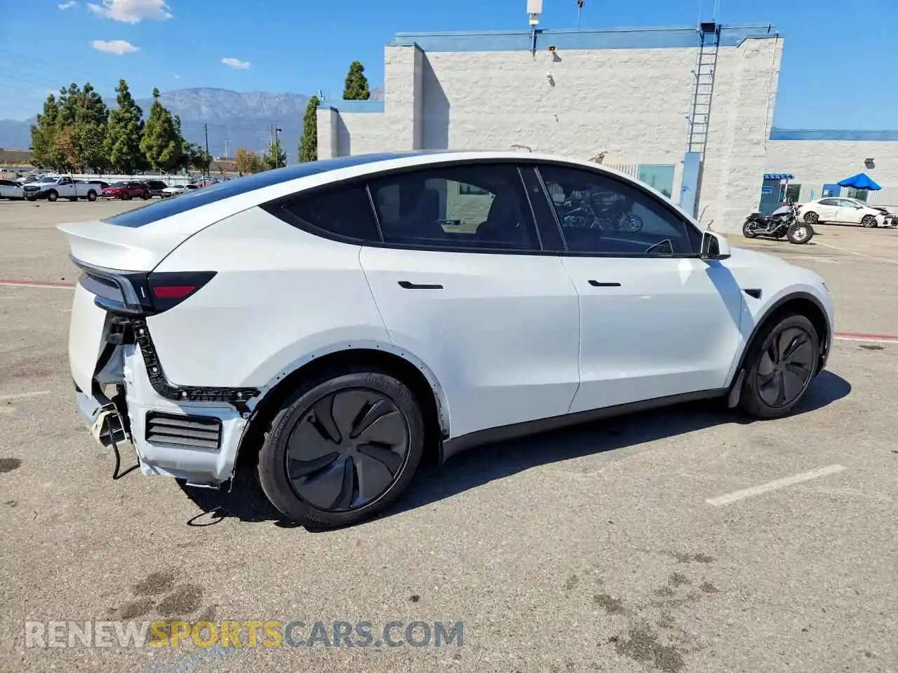 3 Фотография поврежденного автомобиля 7SAYGDED8TF520117 TESLA MODEL Y 2026