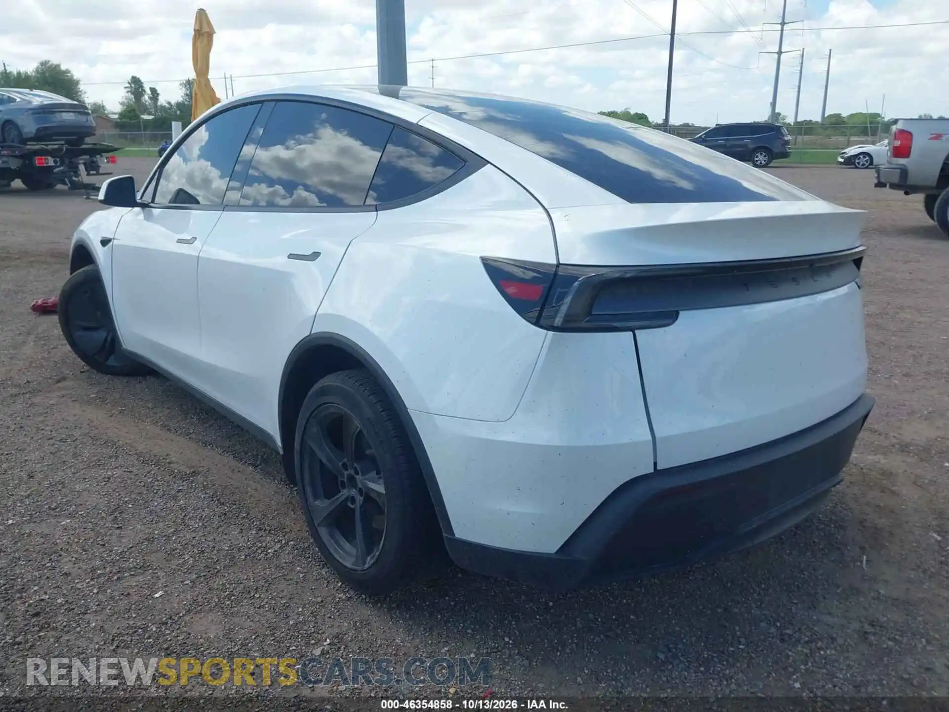 3 Photograph of a damaged car 7SAYGDED9TA432724 TESLA MODEL Y 2026