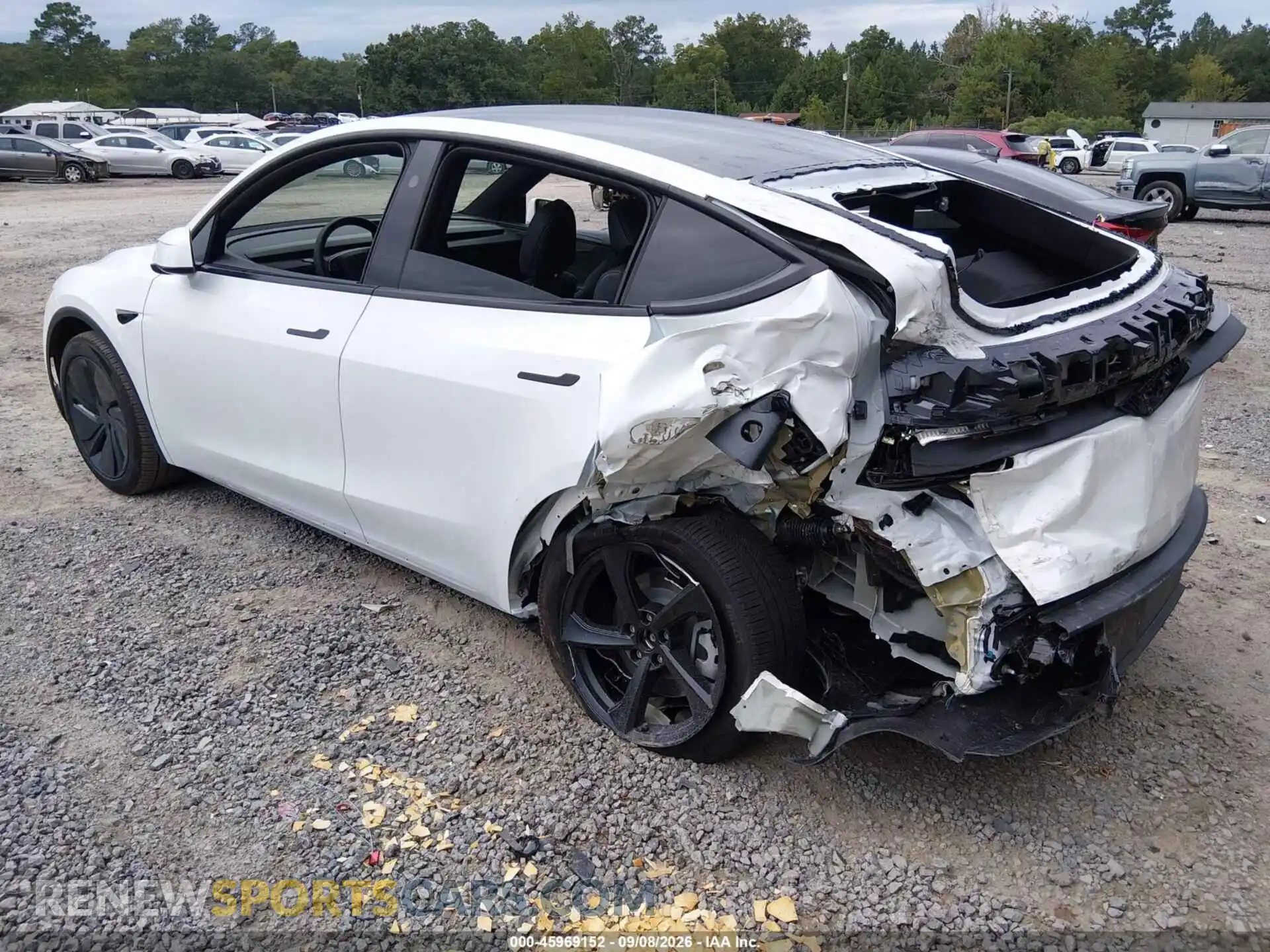 3 Photograph of a damaged car 7SAYGDED9TA654311 TESLA MODEL Y 2026