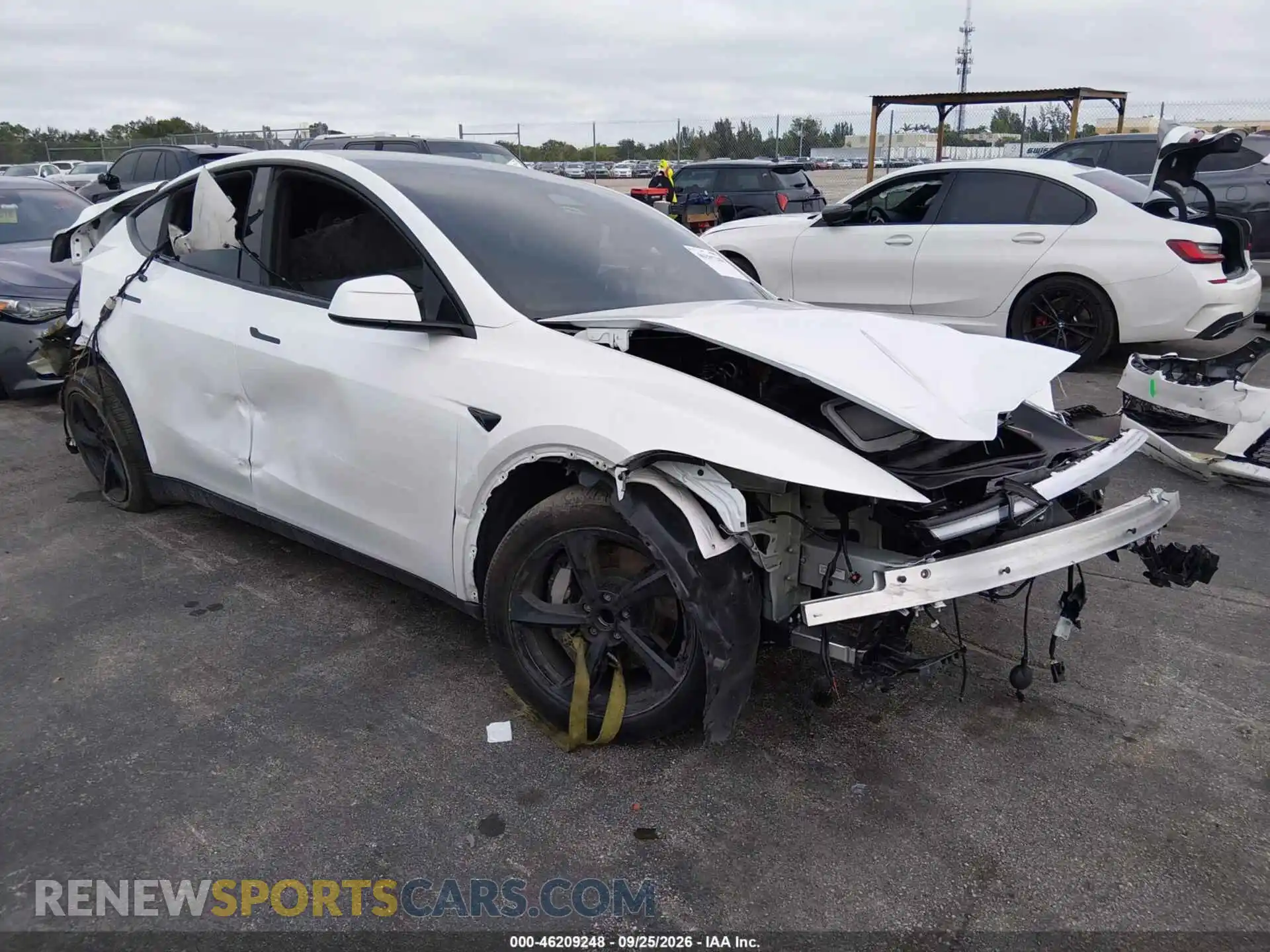 1 Photograph of a damaged car 7SAYGDED9TA675465 TESLA MODEL Y 2026