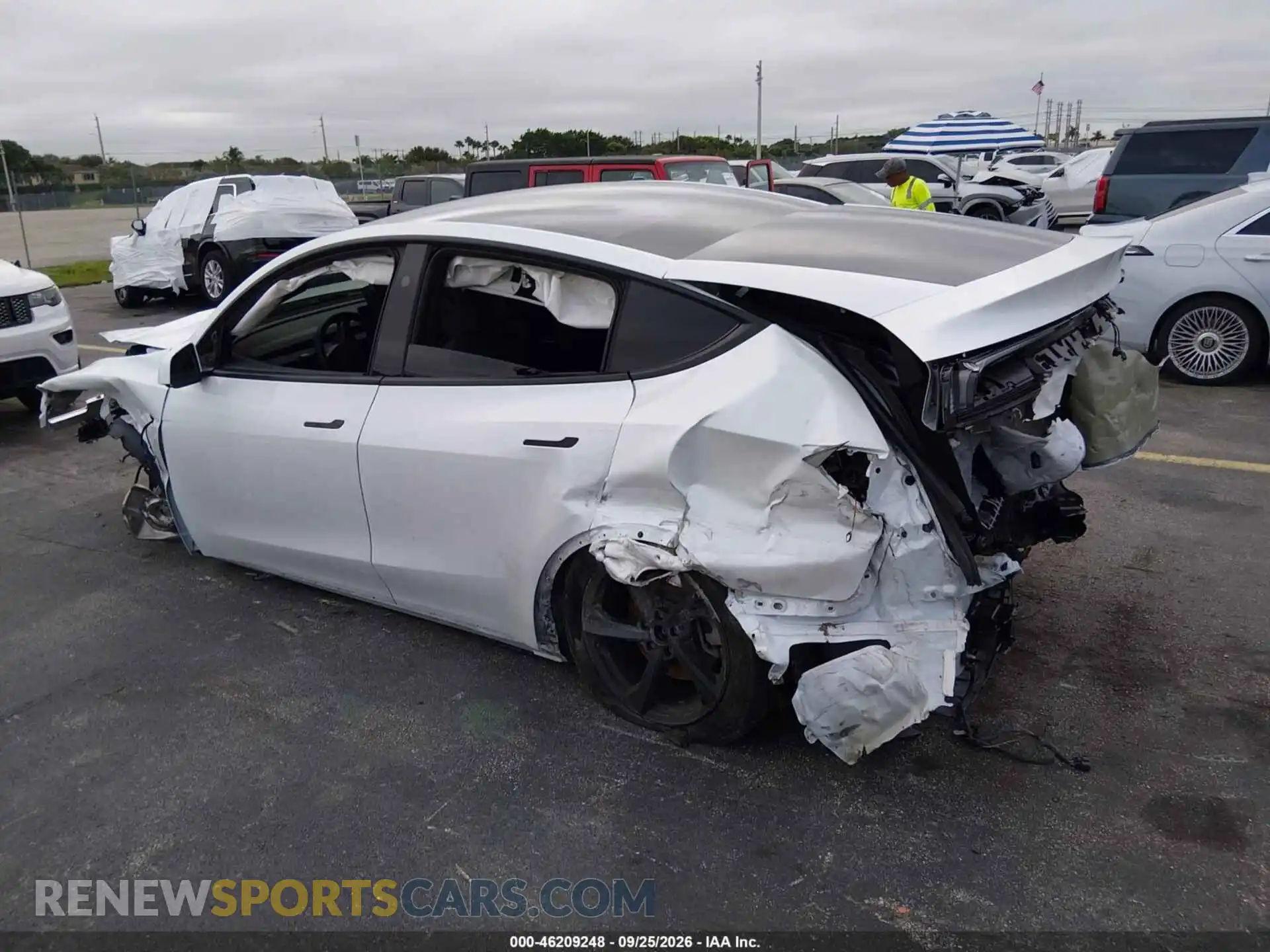3 Photograph of a damaged car 7SAYGDED9TA675465 TESLA MODEL Y 2026