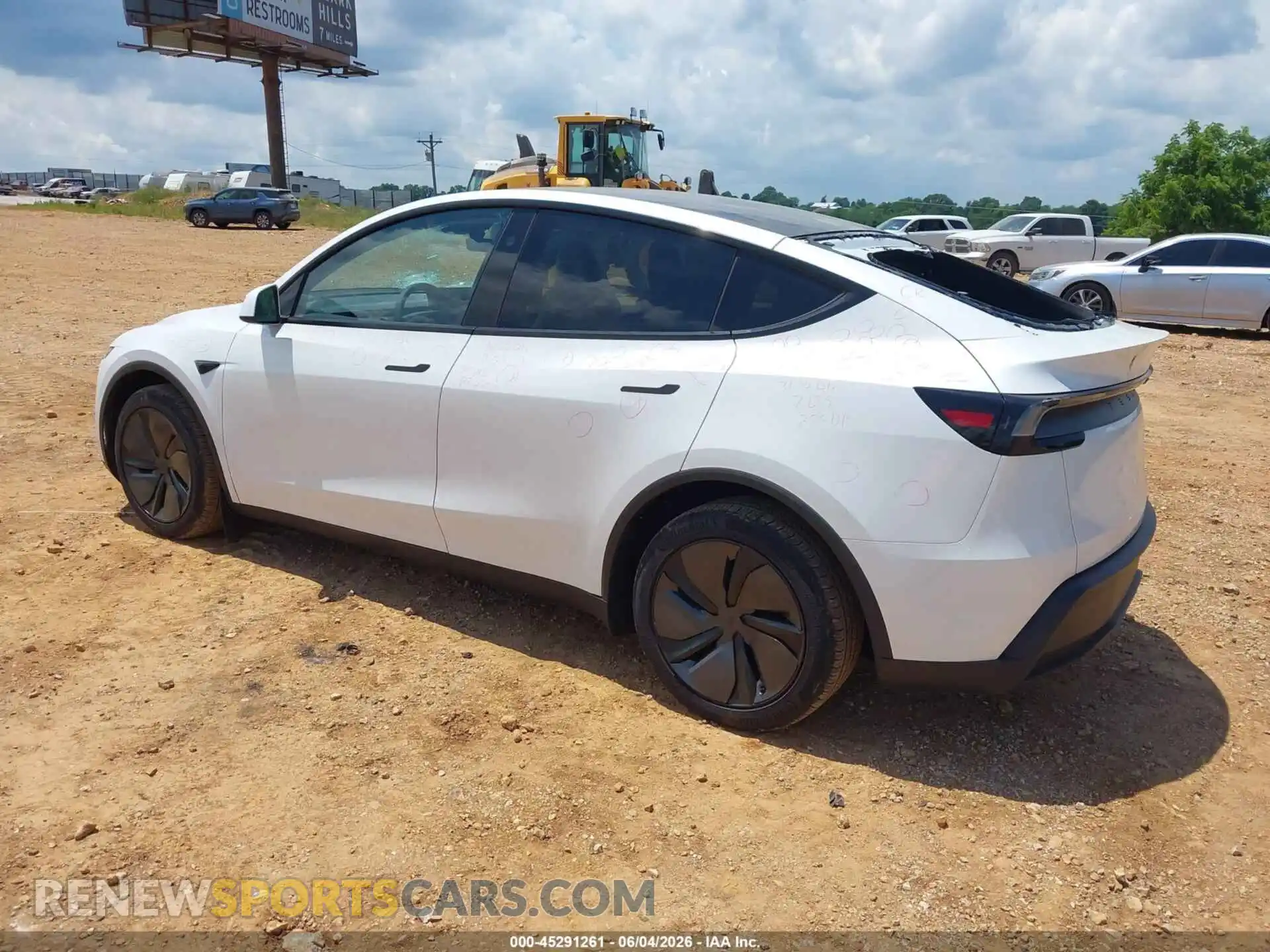3 Photograph of a damaged car 7SAYGDED9TF423234 TESLA MODEL Y 2026