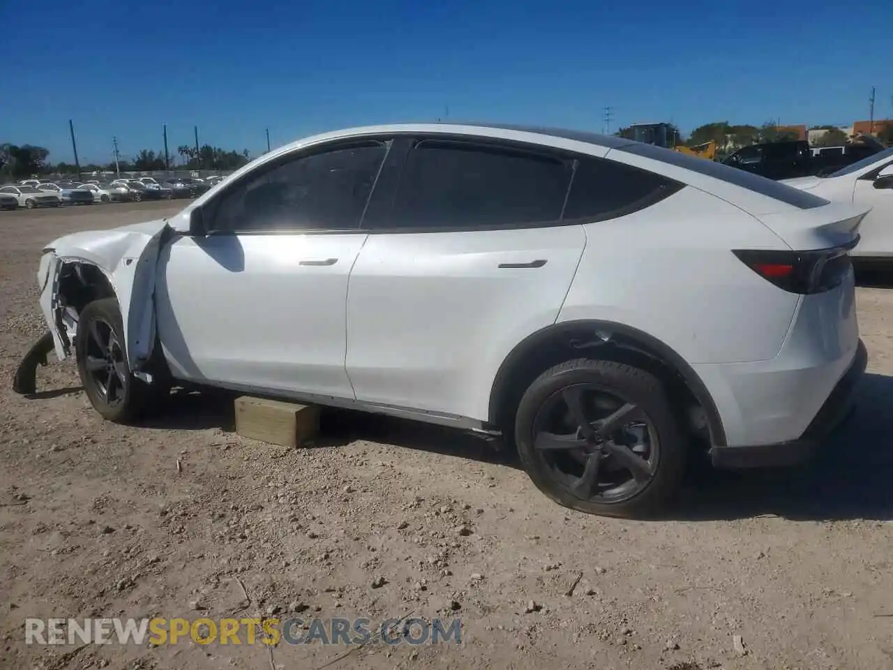 2 Photograph of a damaged car 7SAYGDEDXTA500576 TESLA MODEL Y 2026