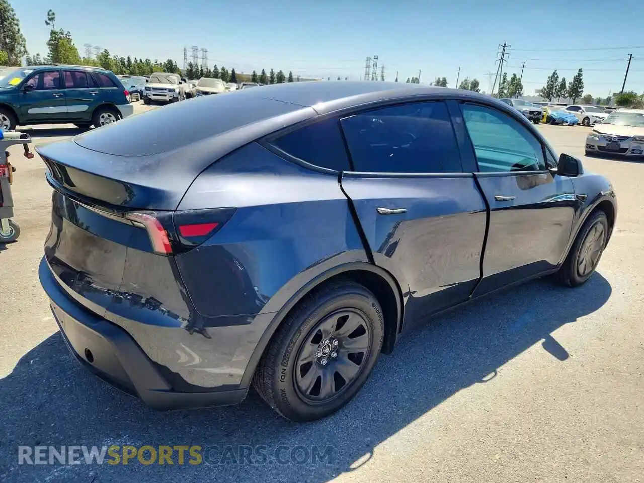 3 Фотография поврежденного автомобиля 7SAYGDEDXTA693988 TESLA MODEL Y 2026