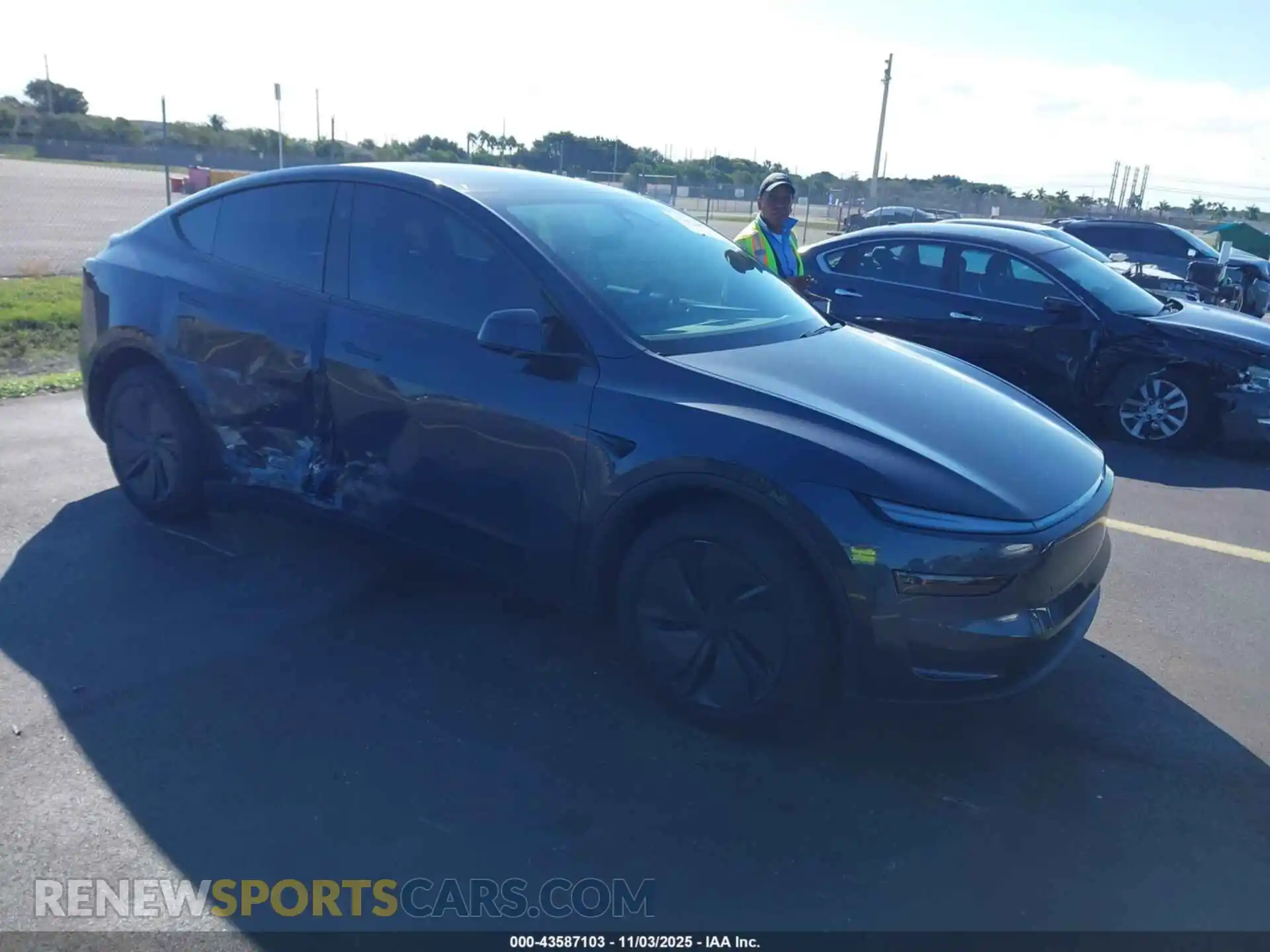 1 Фотография поврежденного автомобиля 7SAYGDEE0TA388086 TESLA MODEL Y 2026