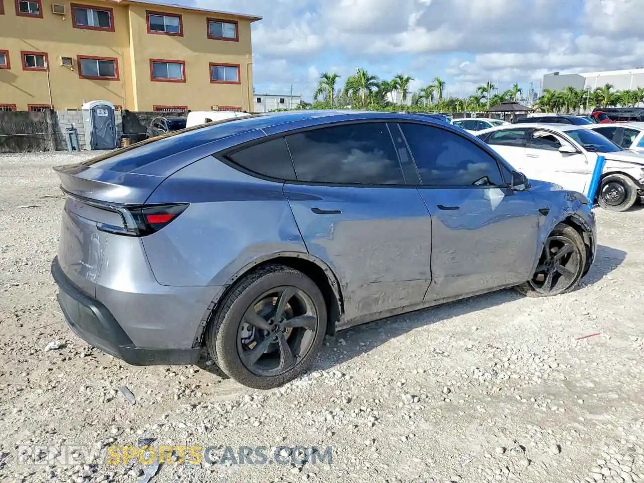 3 Photograph of a damaged car 7SAYGDEE0TA406456 TESLA MODEL Y 2026