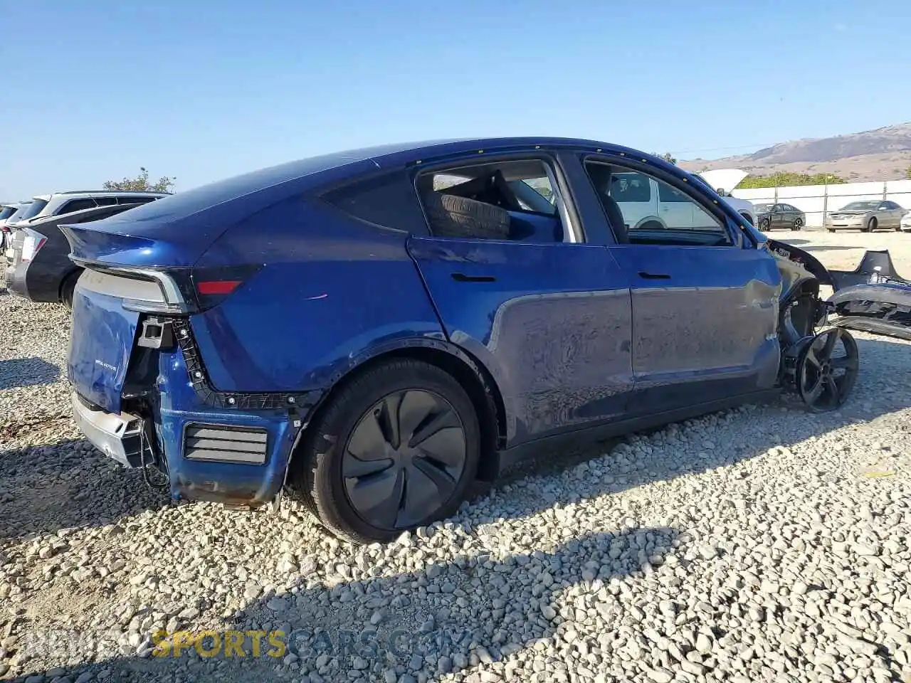 3 Photograph of a damaged car 7SAYGDEE0TF527622 TESLA MODEL Y 2026