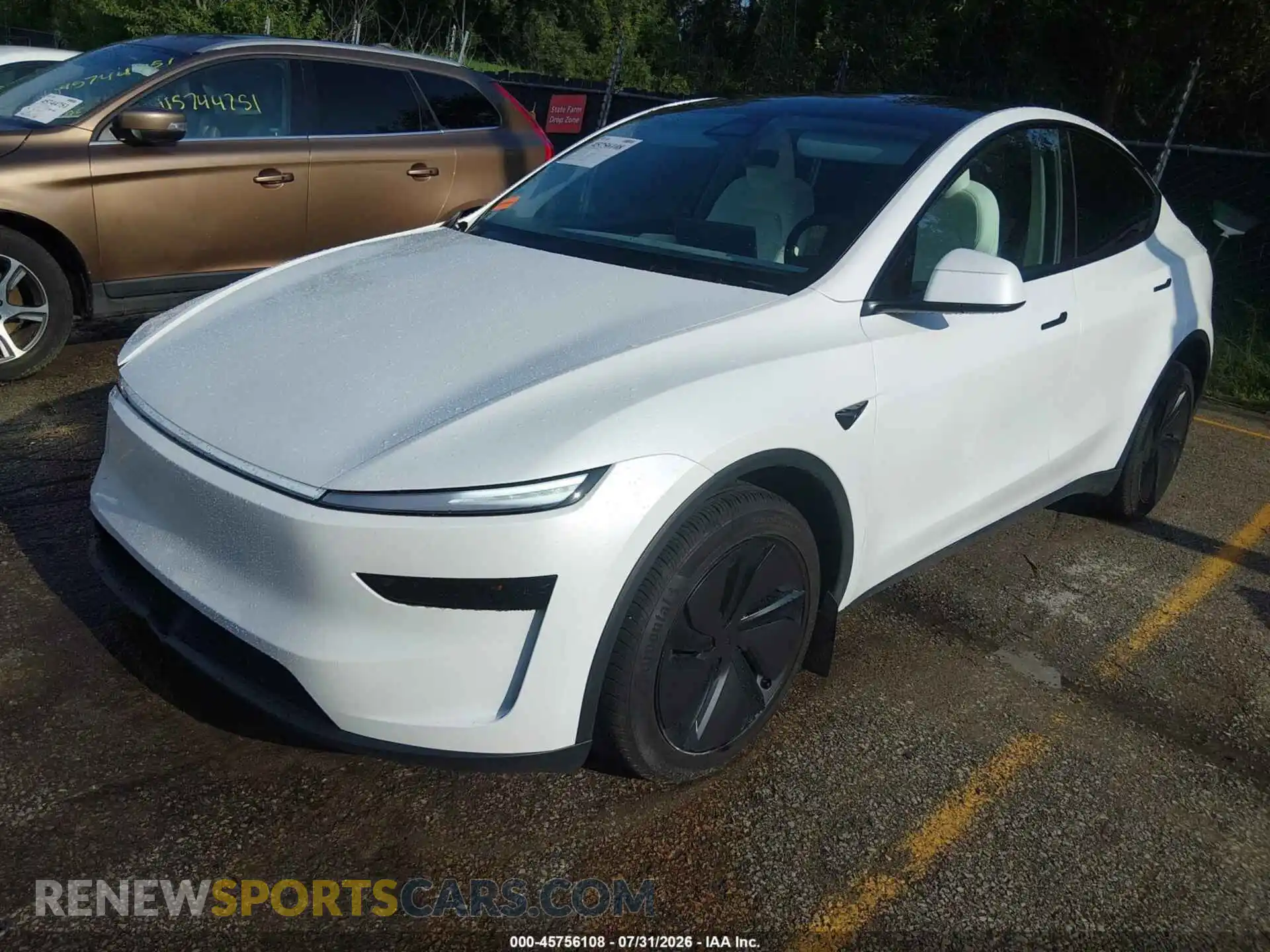 2 Photograph of a damaged car 7SAYGDEE0TF557333 TESLA MODEL Y 2026