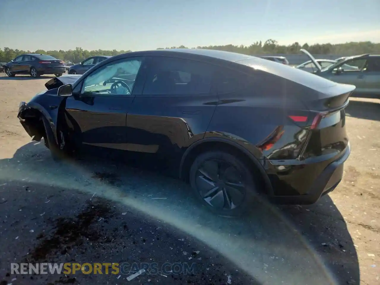 2 fotografías del automóvil dañado 7SAYGDEE1TA705891 TESLA MODEL Y 2026