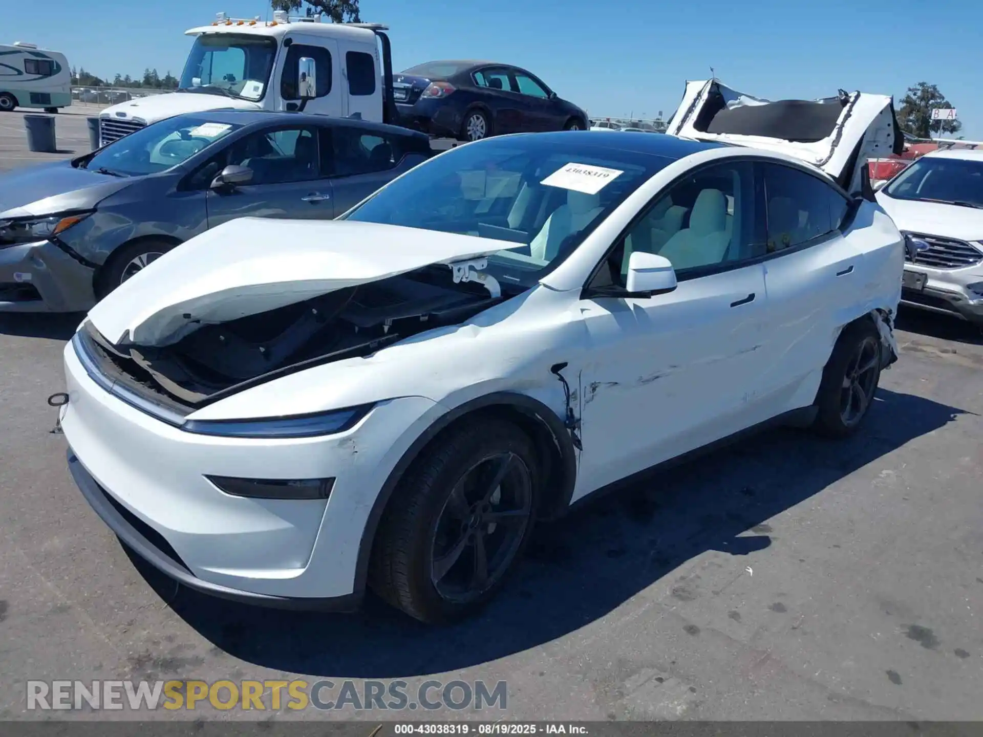 2 Photograph of a damaged car 7SAYGDEE1TF328952 TESLA MODEL Y 2026