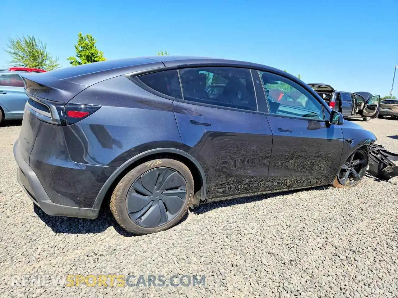3 Photograph of a damaged car 7SAYGDEE2TF583111 TESLA MODEL Y 2026