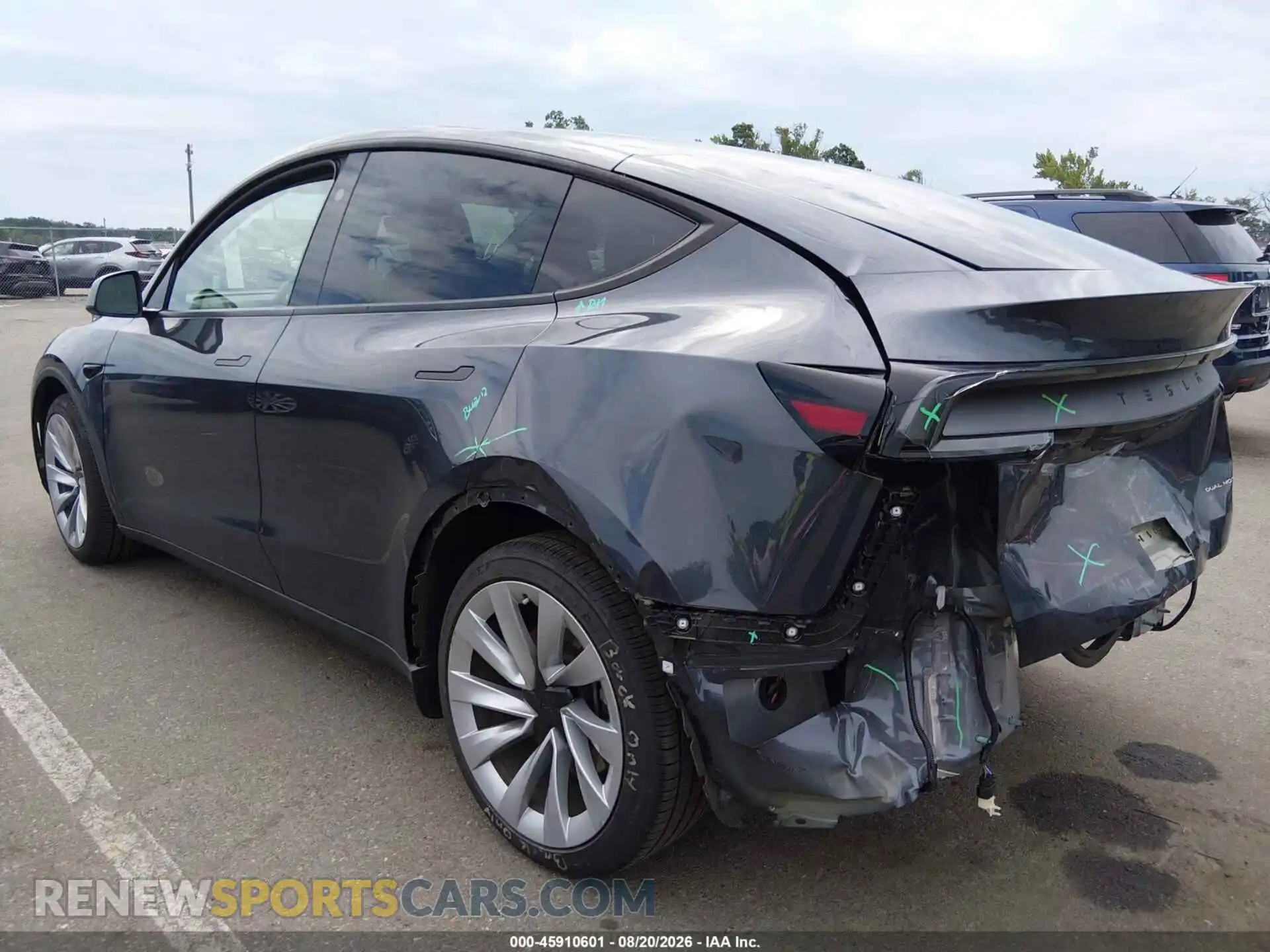 3 Photograph of a damaged car 7SAYGDEE3TA390463 TESLA MODEL Y 2026