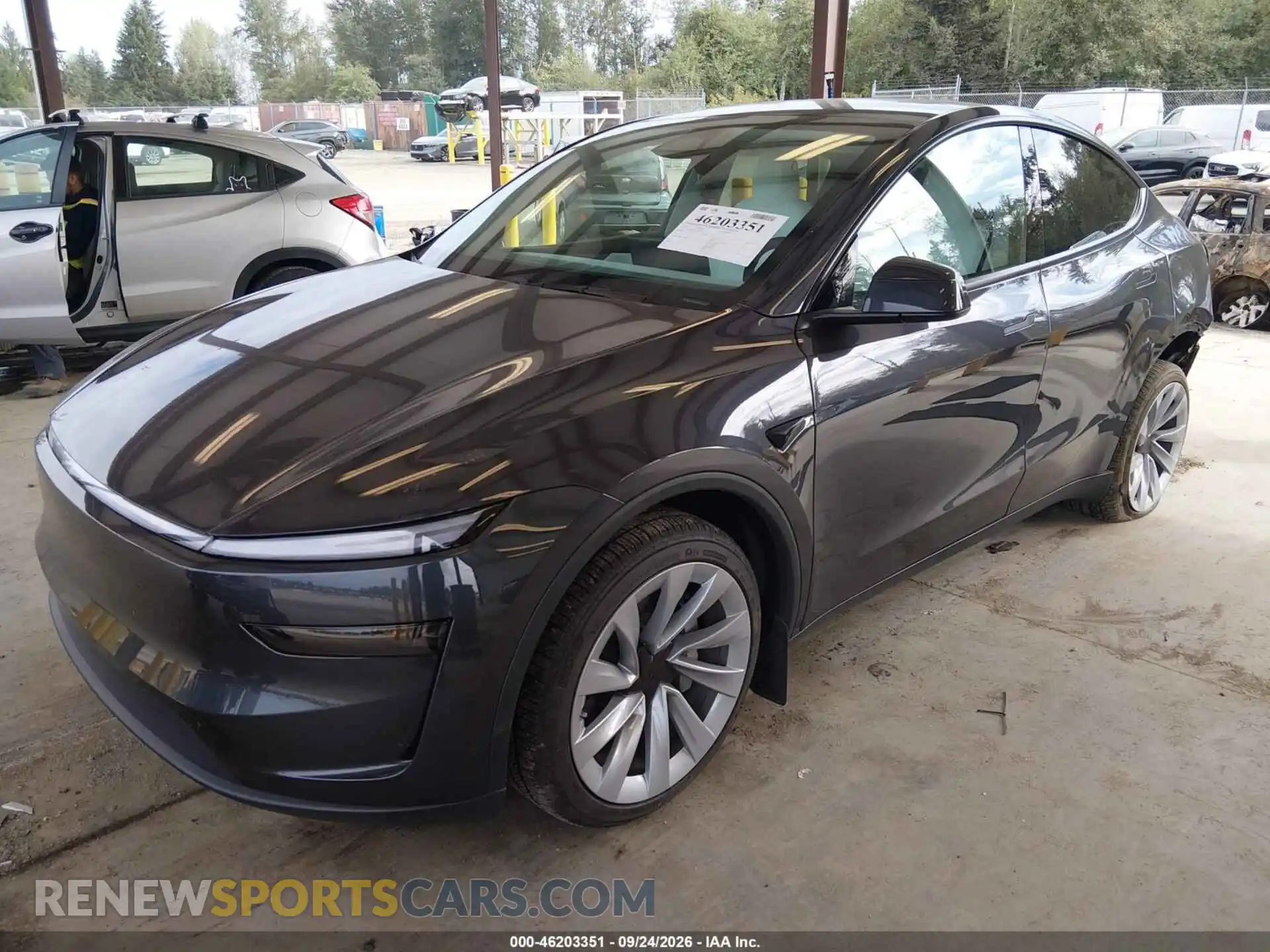 2 fotografías del automóvil dañado 7SAYGDEE3TF561862 TESLA MODEL Y 2026