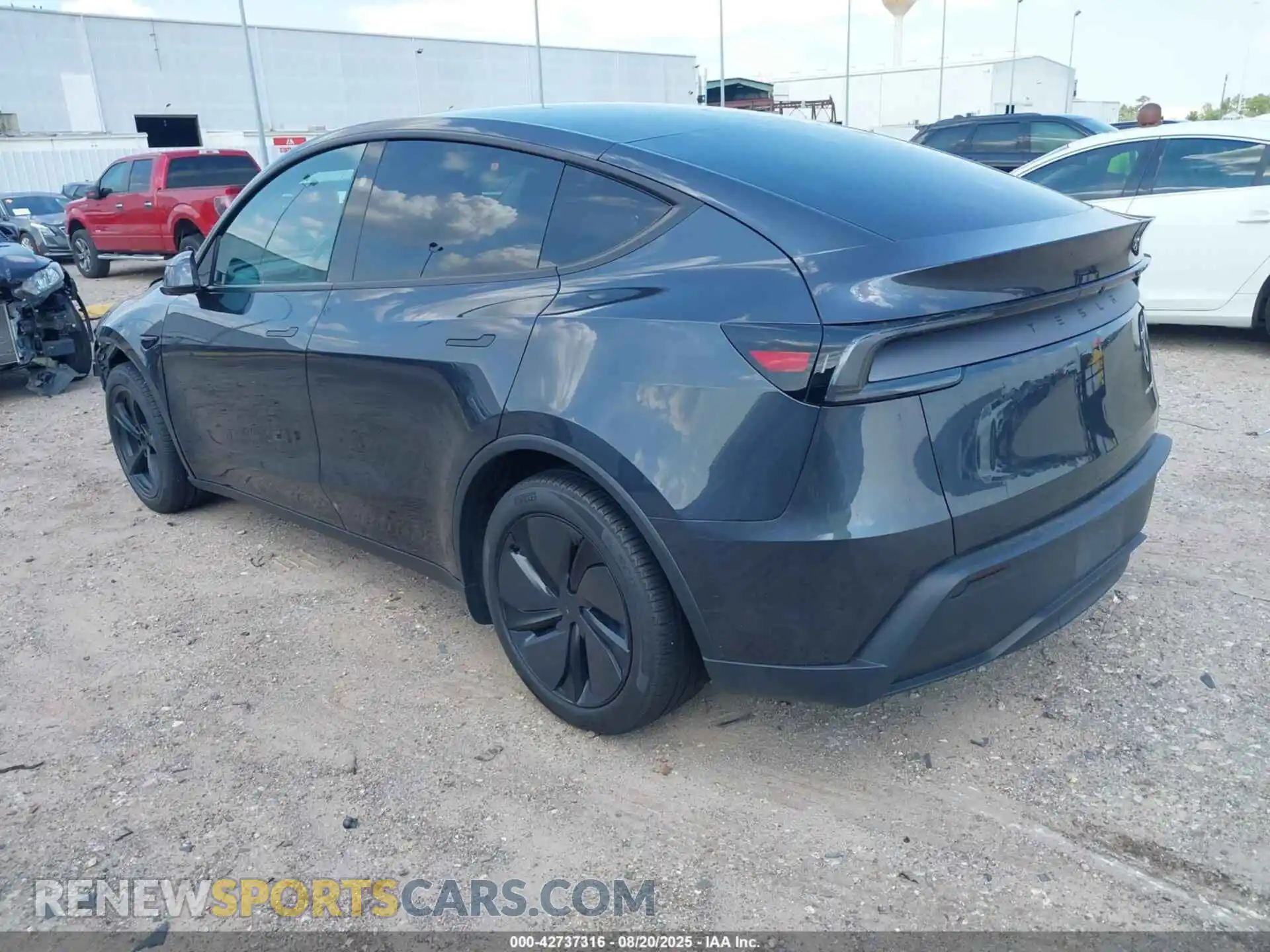 3 Photograph of a damaged car 7SAYGDEE4TA408937 TESLA MODEL Y 2026