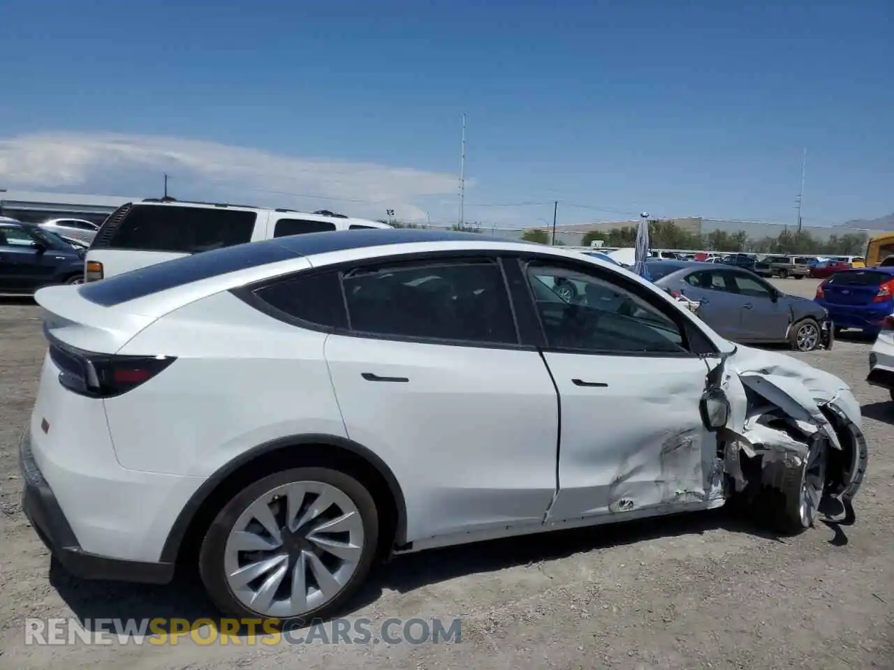 3 Photograph of a damaged car 7SAYGDEE4TF329948 TESLA MODEL Y 2026