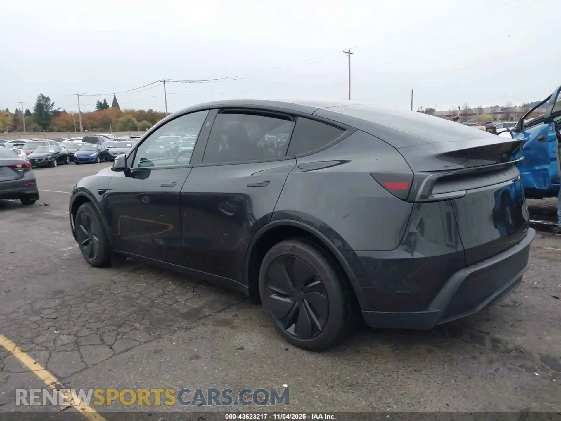 3 Photograph of a damaged car 7SAYGDEE4TF359242 TESLA MODEL Y 2026