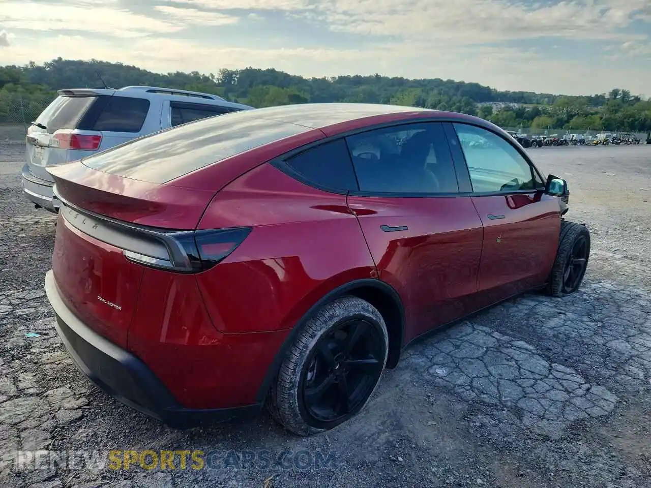 3 Photograph of a damaged car 7SAYGDEE5TA575890 TESLA MODEL Y 2026