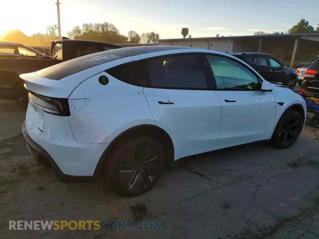 3 fotografías del automóvil dañado 7SAYGDEE5TA731667 TESLA MODEL Y 2026