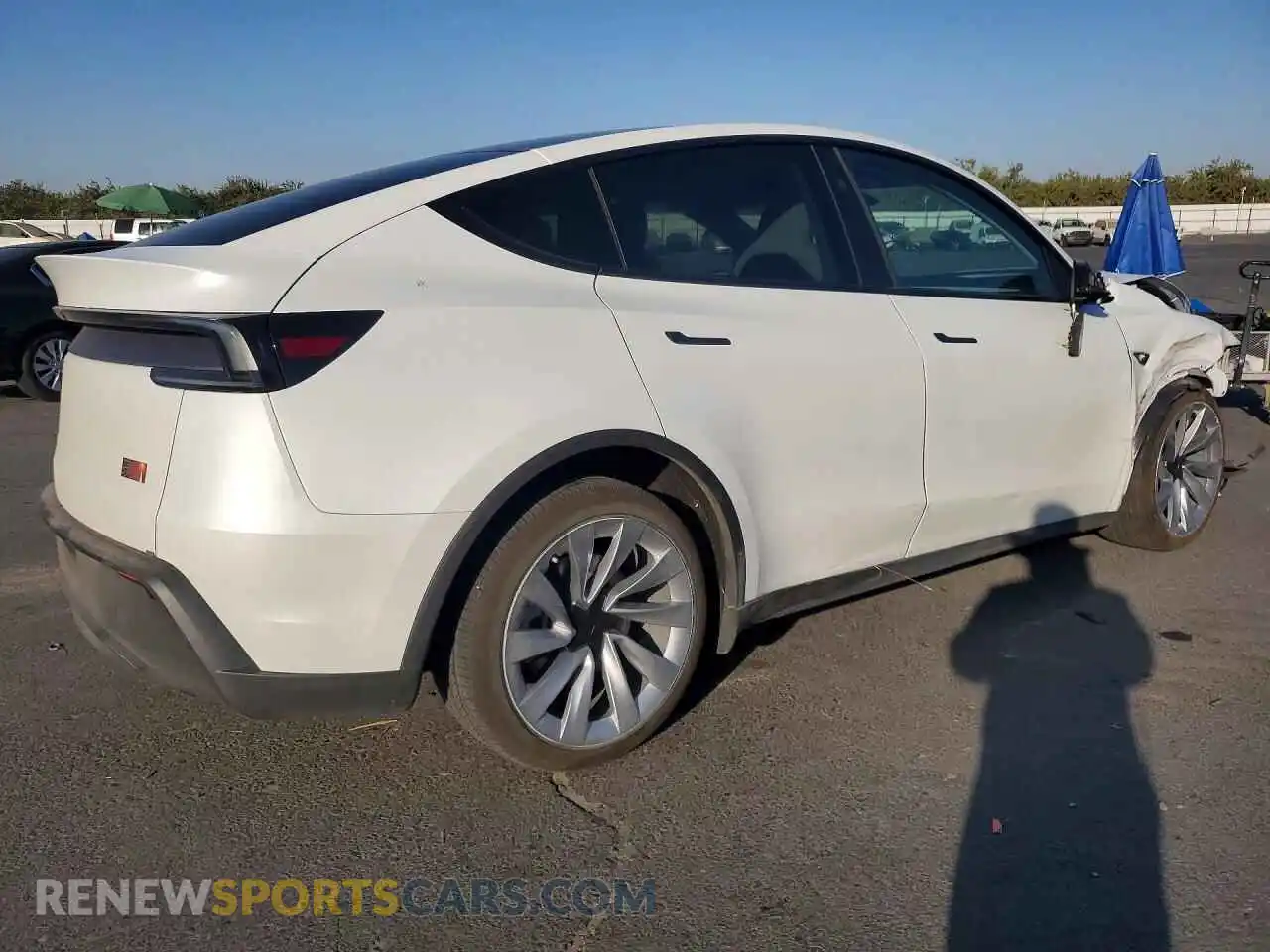 3 Photograph of a damaged car 7SAYGDEE5TF329151 TESLA MODEL Y 2026