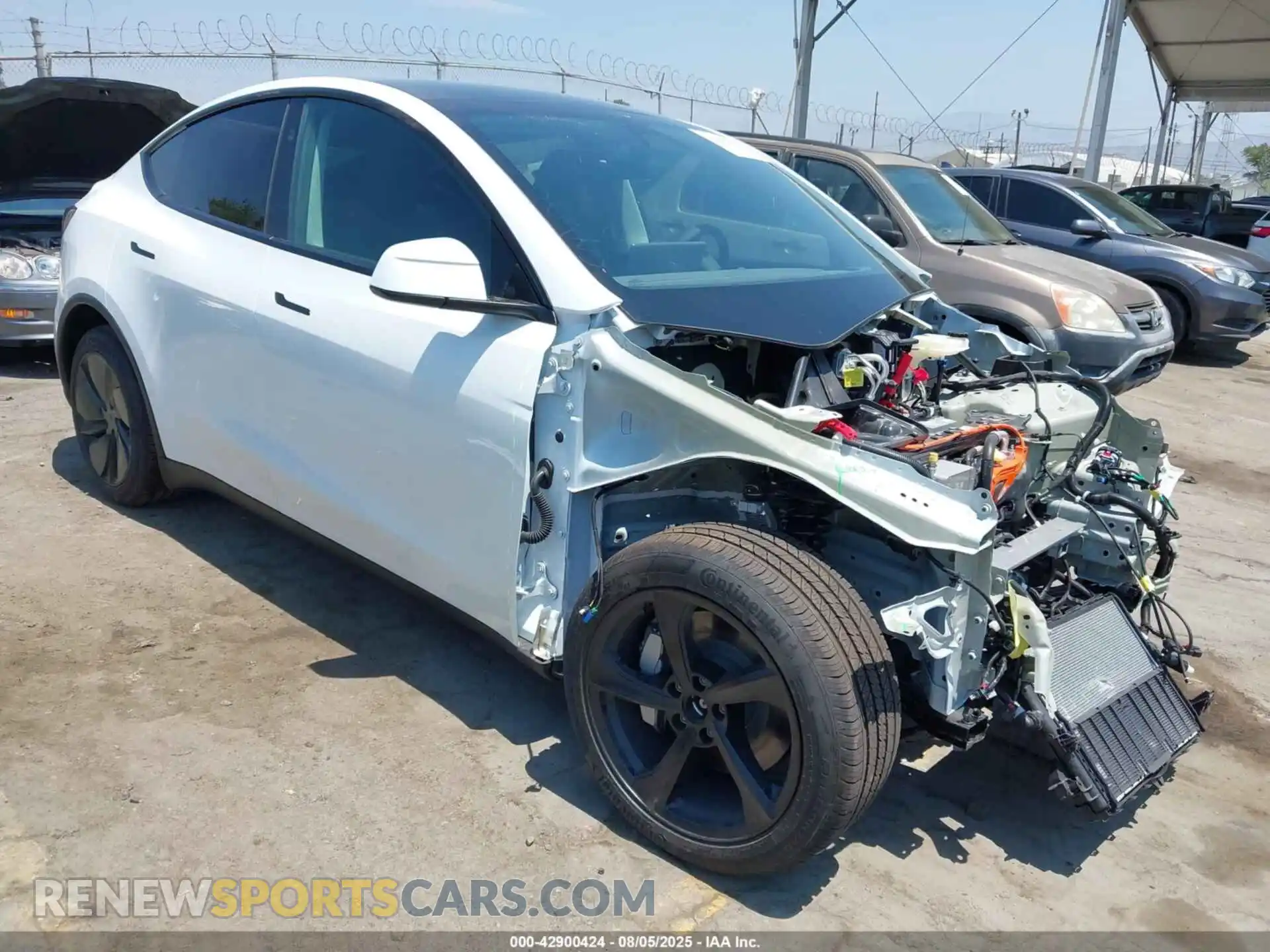 1 Photograph of a damaged car 7SAYGDEE5TF346323 TESLA MODEL Y 2026