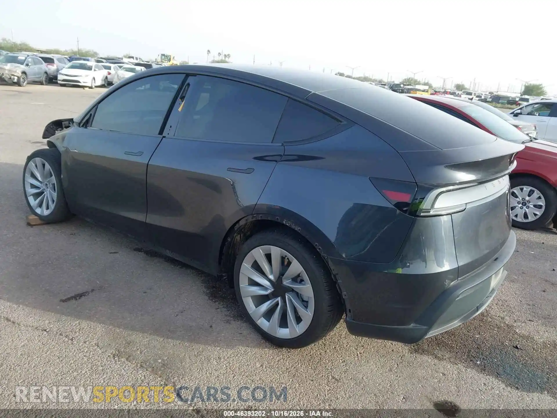 3 fotografías del automóvil dañado 7SAYGDEE5TF551687 TESLA MODEL Y 2026