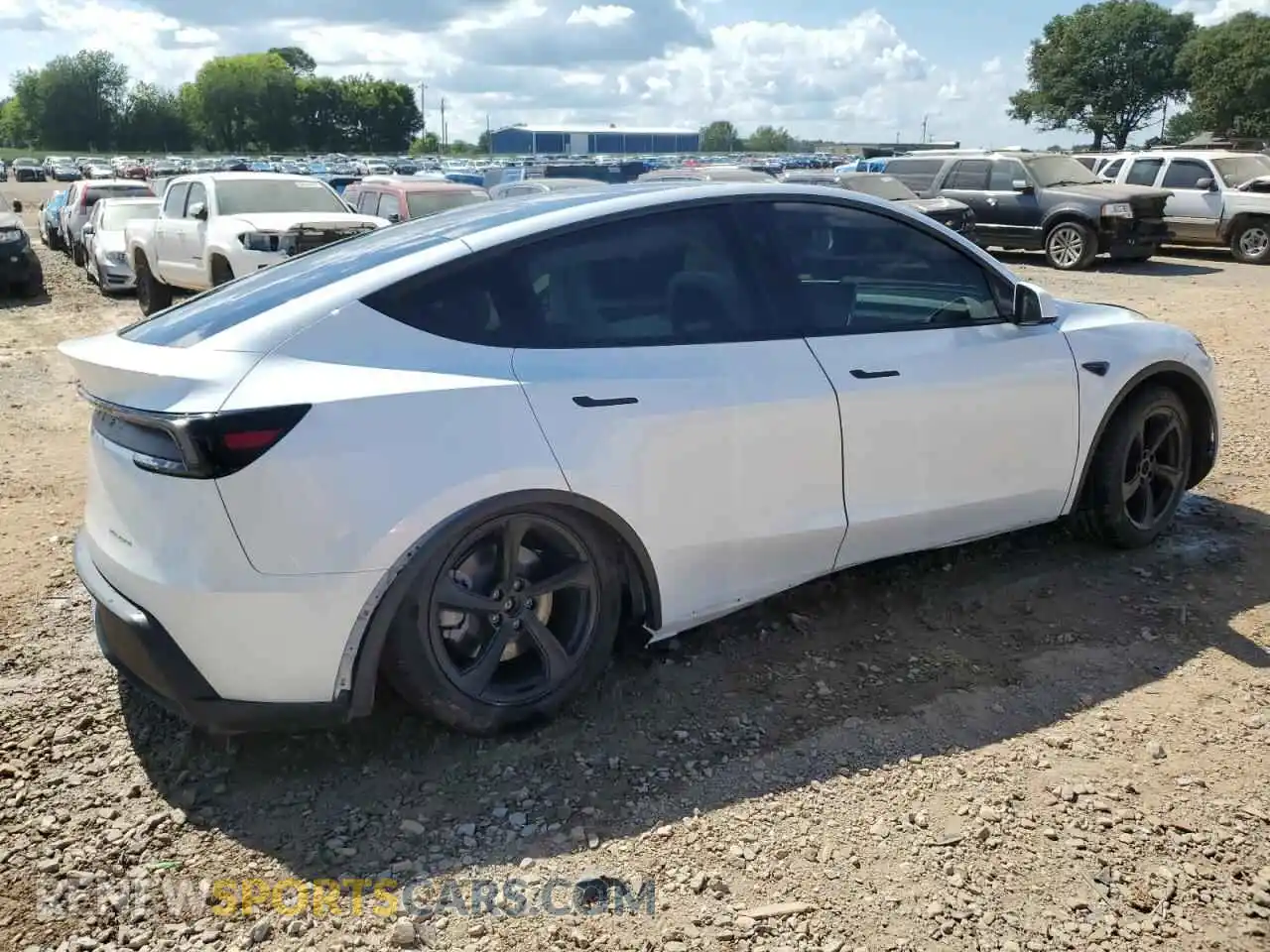 3 Photograph of a damaged car 7SAYGDEE6TA399545 TESLA MODEL Y 2026