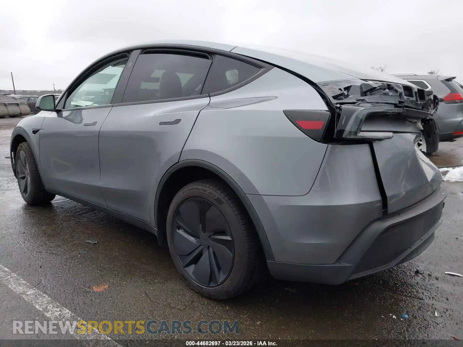 3 Photograph of a damaged car 7SAYGDEE6TA466807 TESLA MODEL Y 2026