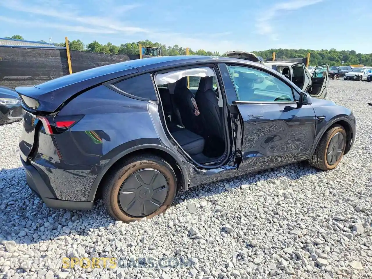 3 Photograph of a damaged car 7SAYGDEE6TA661466 TESLA MODEL Y 2026