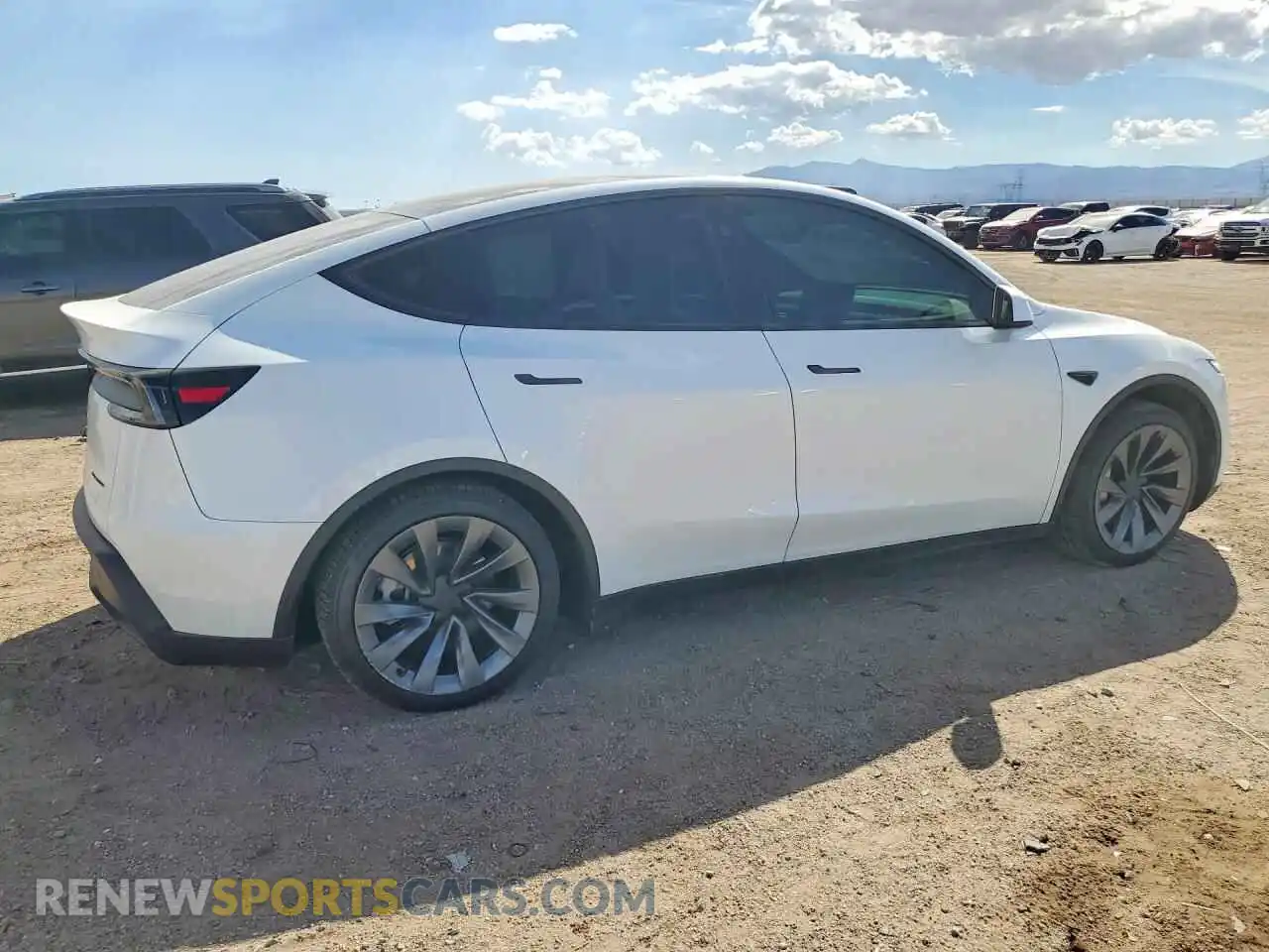 3 Photograph of a damaged car 7SAYGDEE6TF577604 TESLA MODEL Y 2026