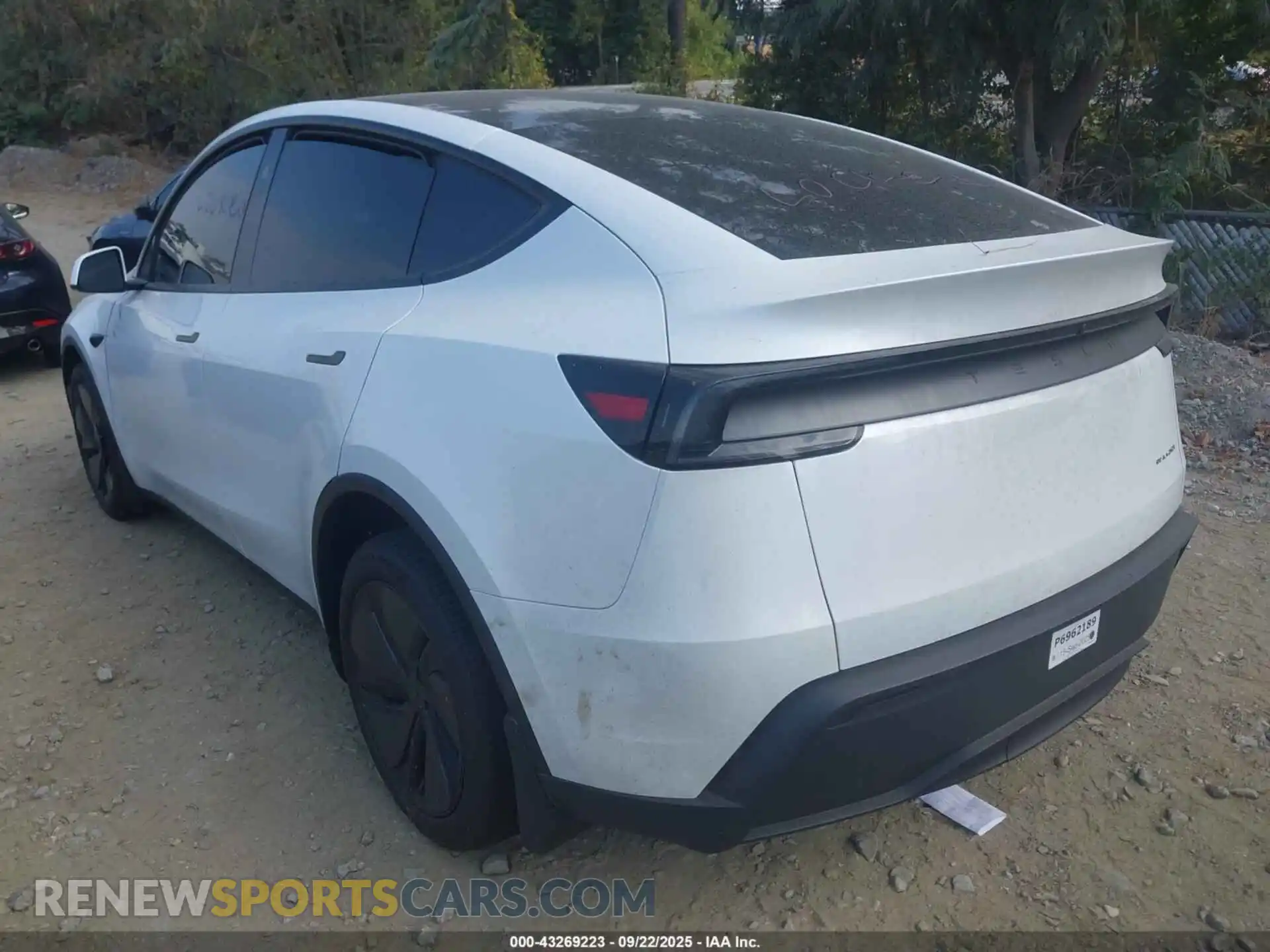 3 Photograph of a damaged car 7SAYGDEE7TA449451 TESLA MODEL Y 2026